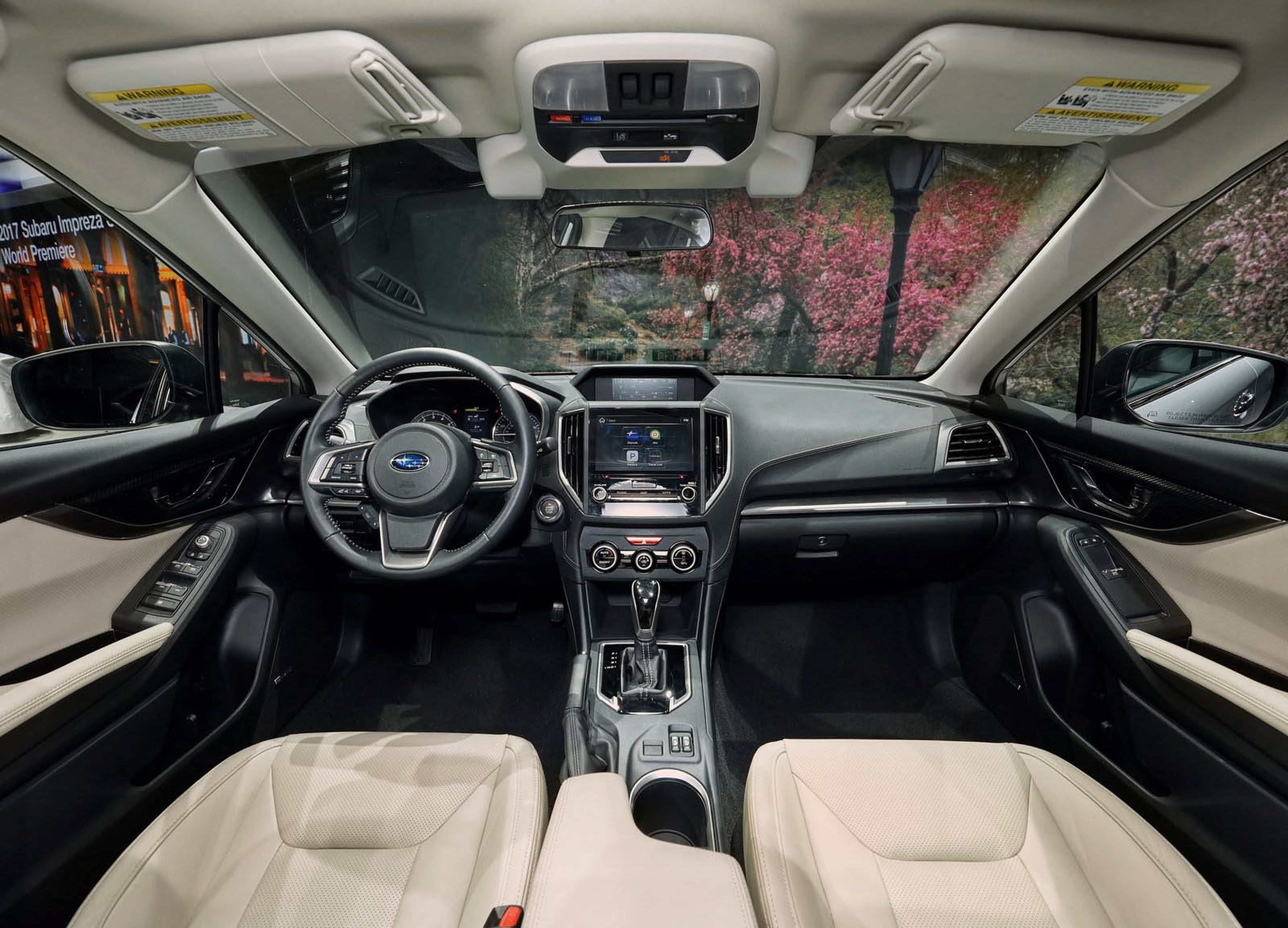 Interior del Subaru Impreza