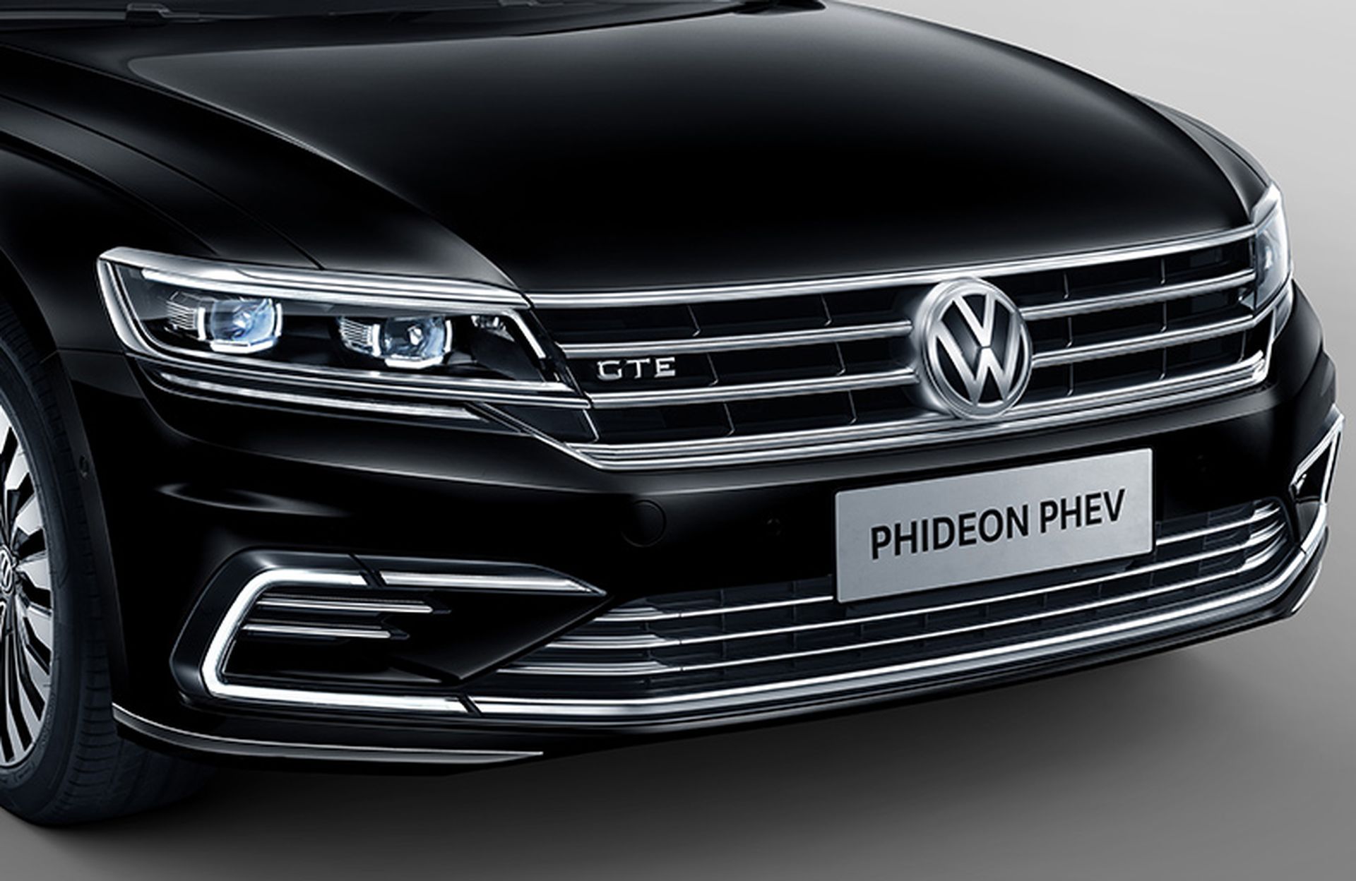 VW Phideon híbrido enchufable