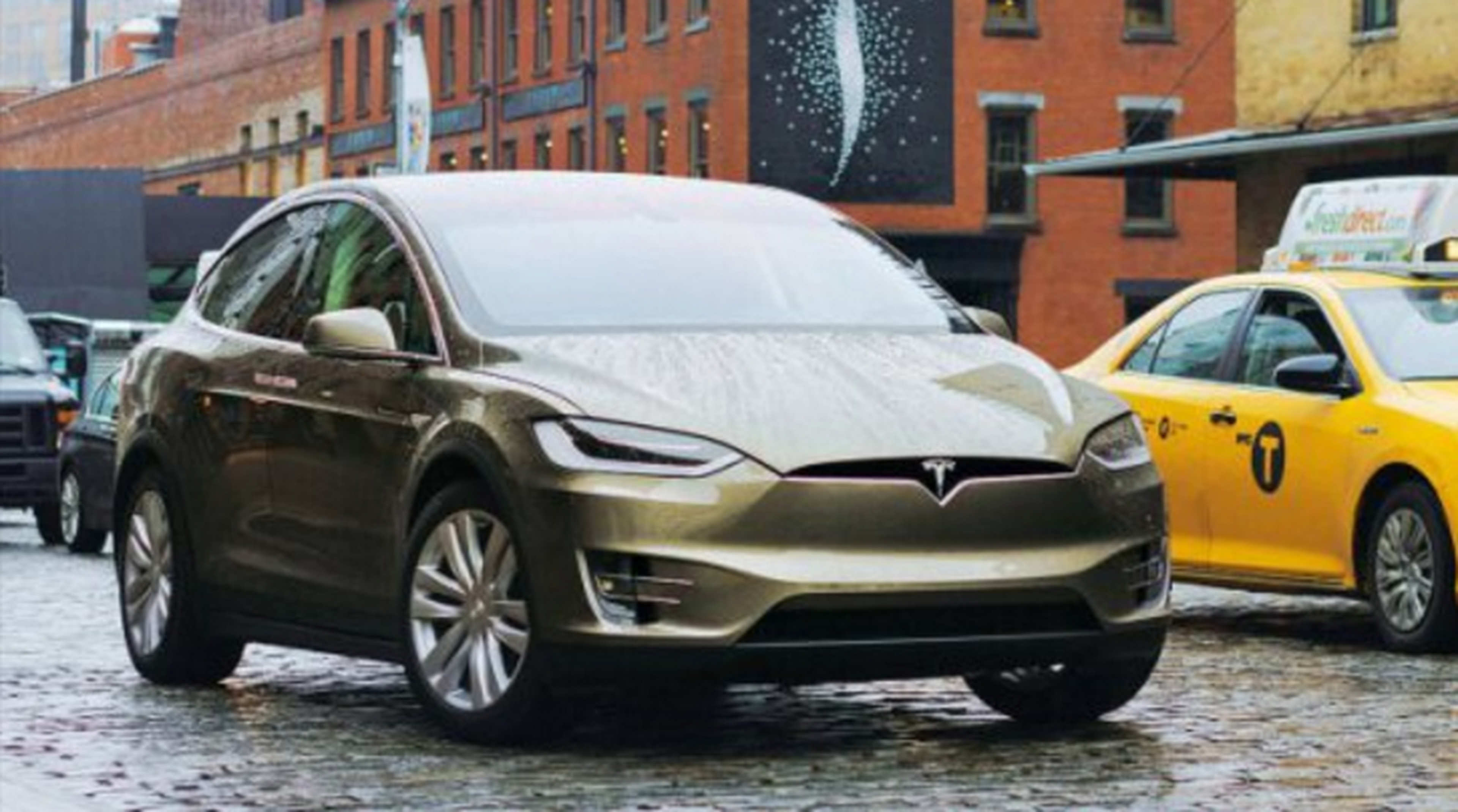 Tesla llama a revisión a 53.000 Model S y X