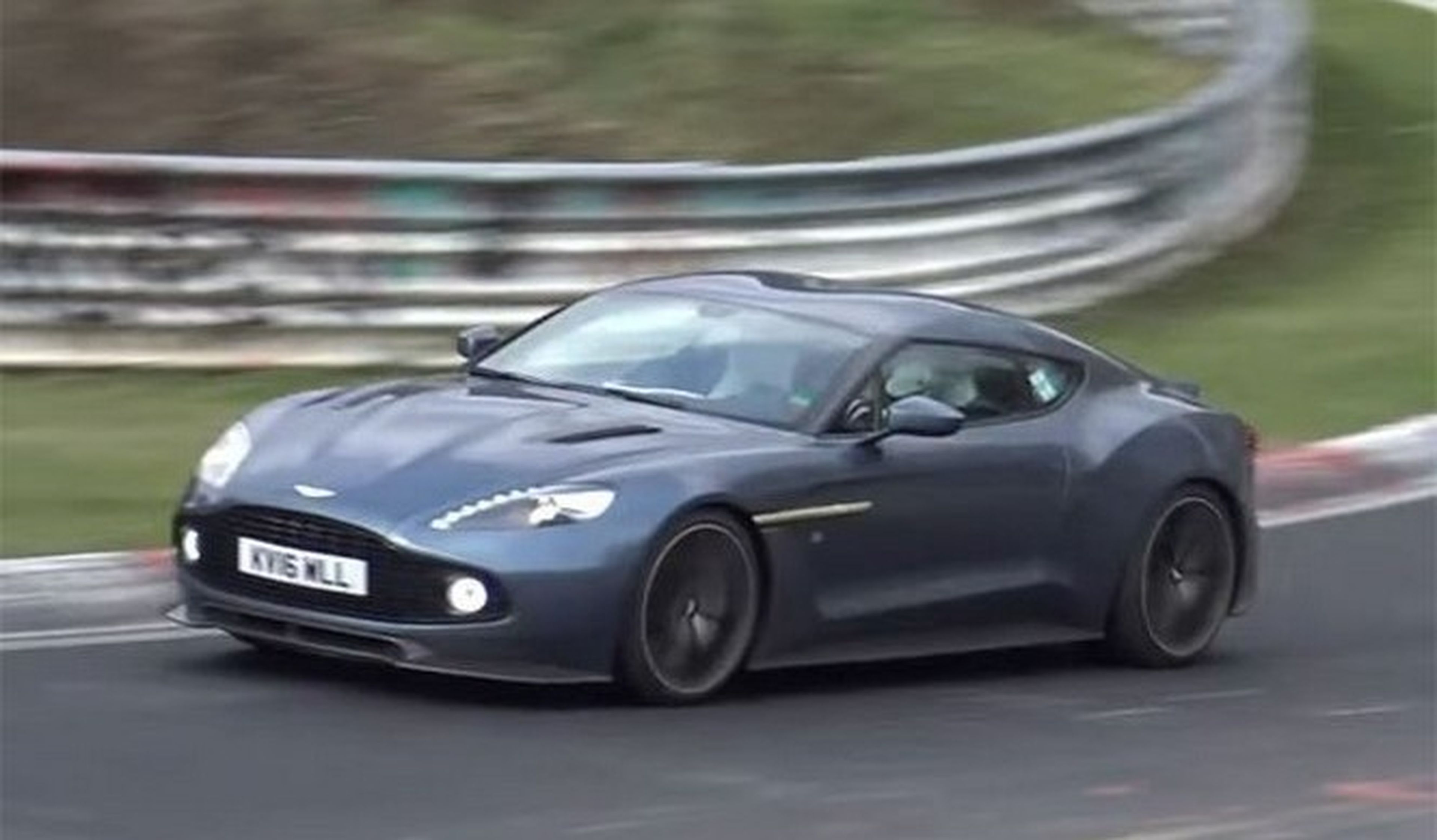 Disfruta del Aston Martin Vanquish Zagato en Nürburgring
