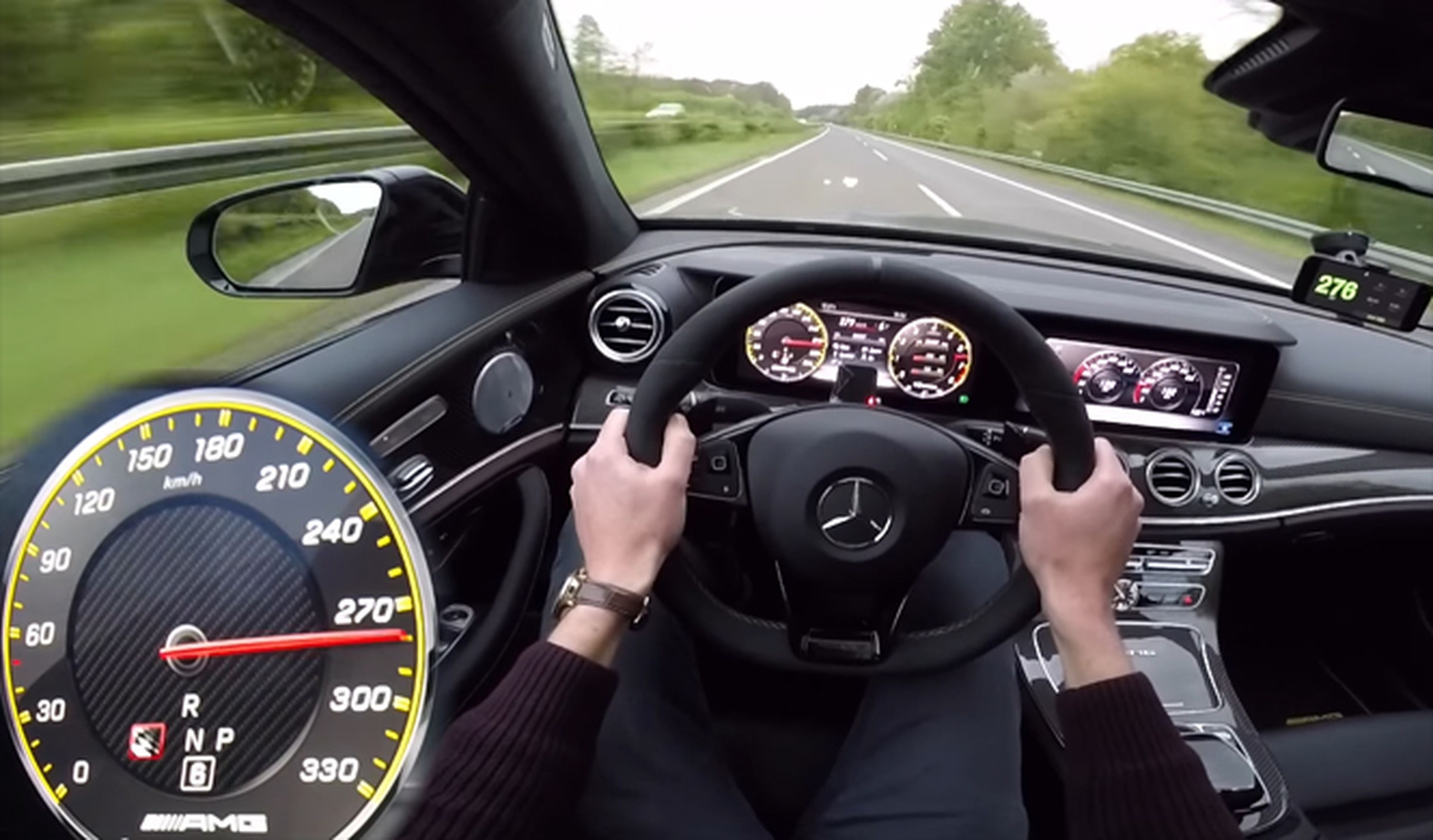 Vídeo: así acelera hasta 300 km/h el Mercedes-AMG E 63 S