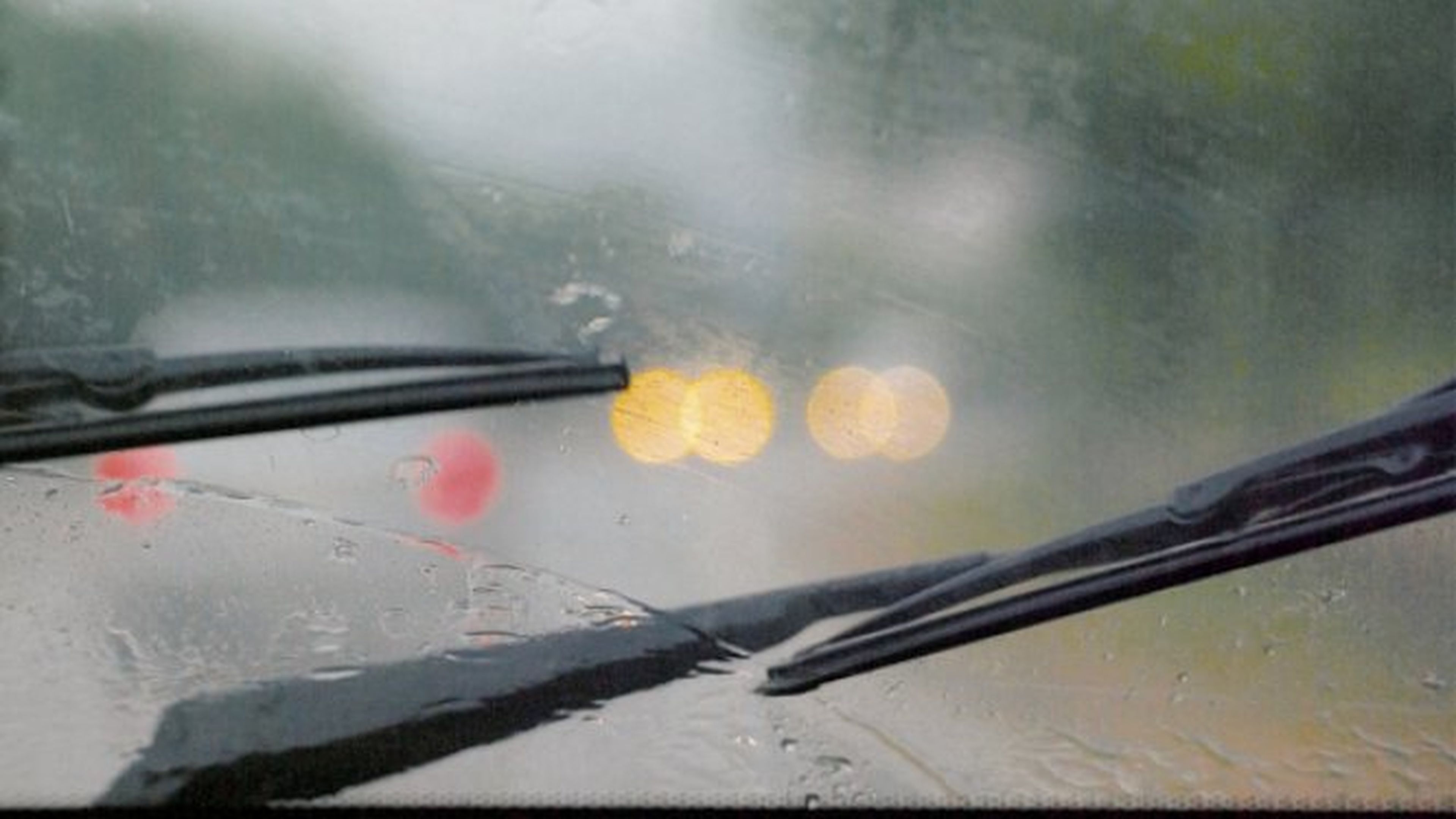 7 consejos para conducir con lluvia
