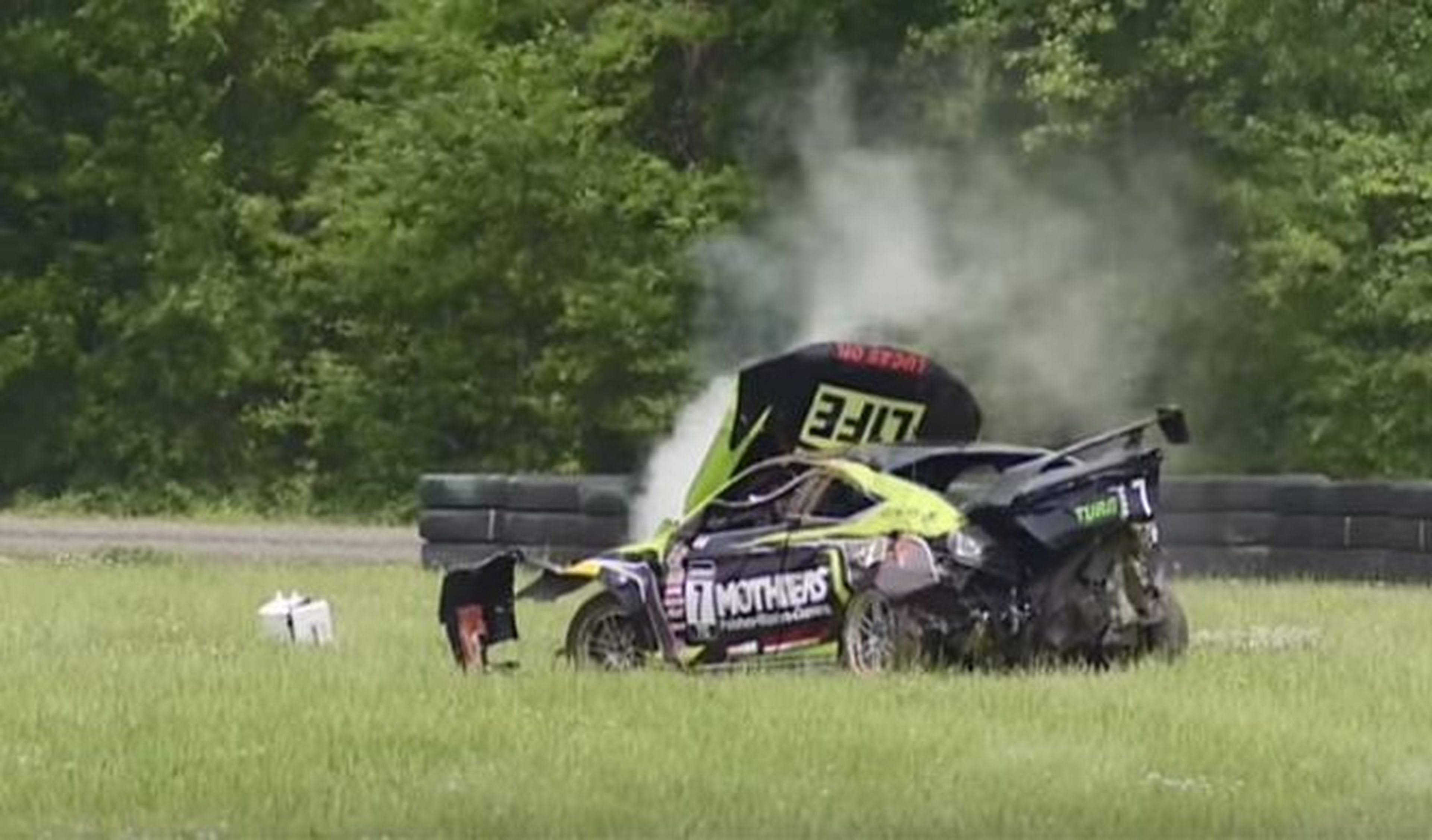 Vídeo: brutal accidente en la Pirelli World Challenge