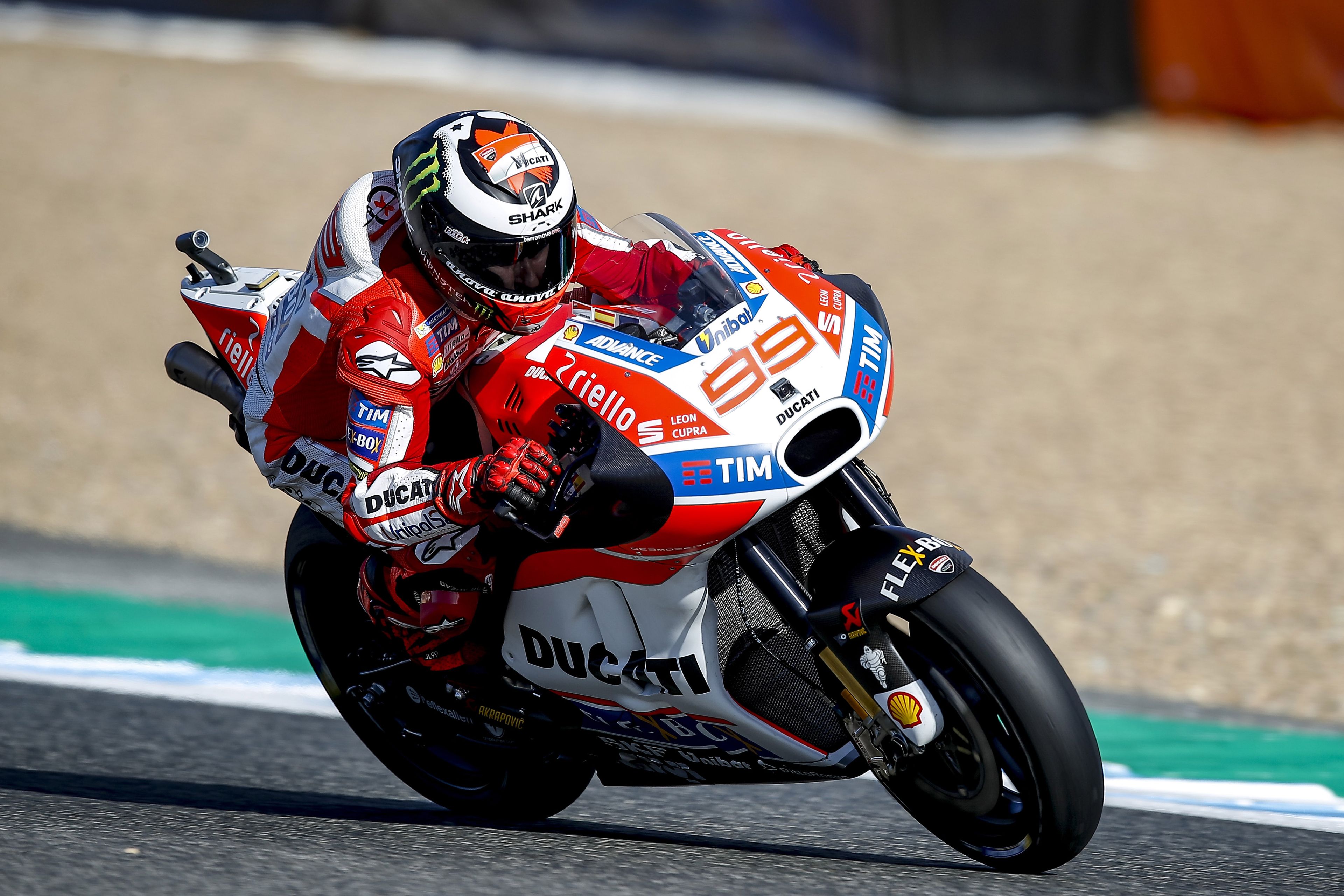 Jorge Lorenzo resurge en el peor circuito para Ducati