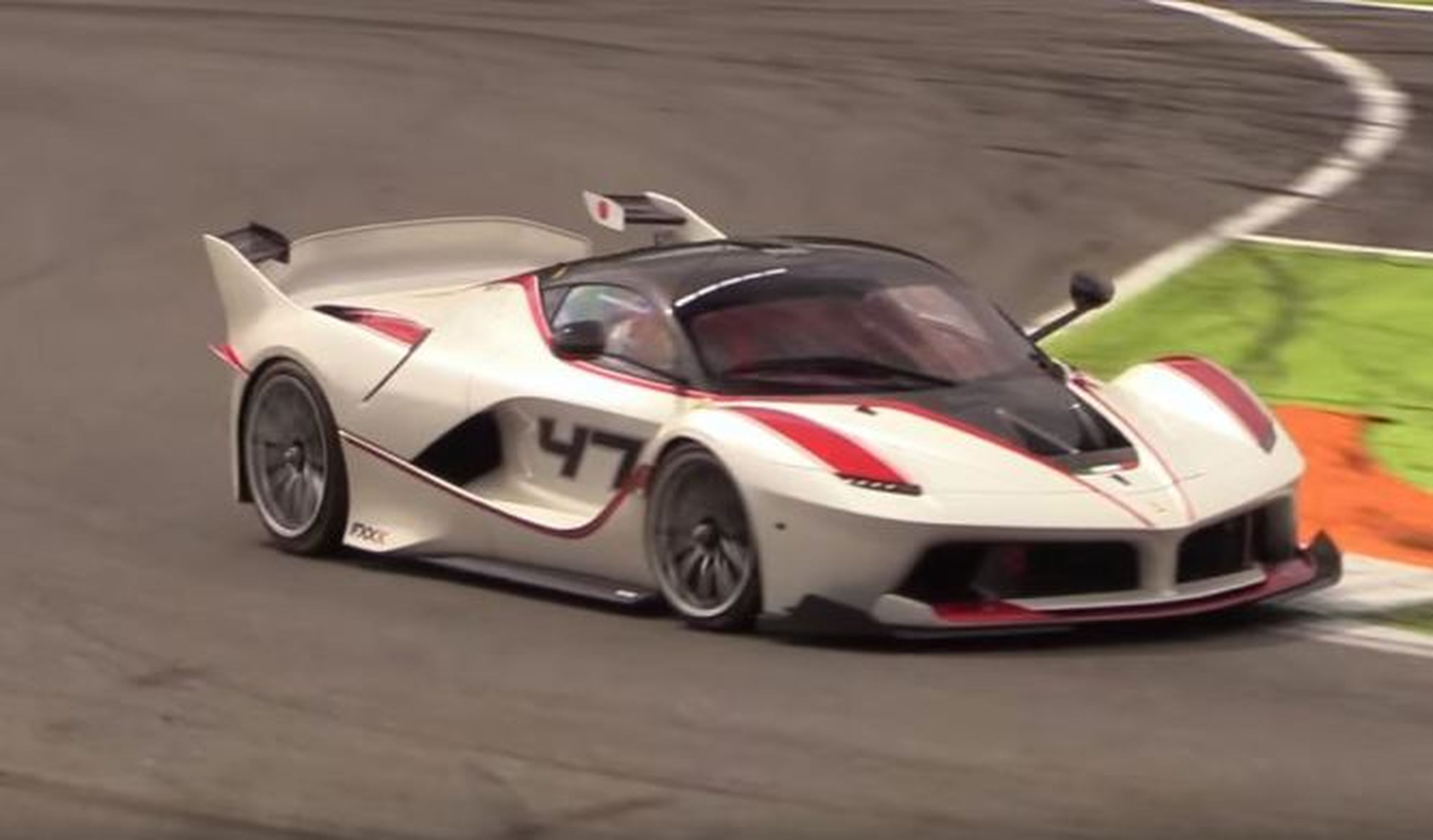 Vídeo: exhibición de los Ferrari FXX K en Monza