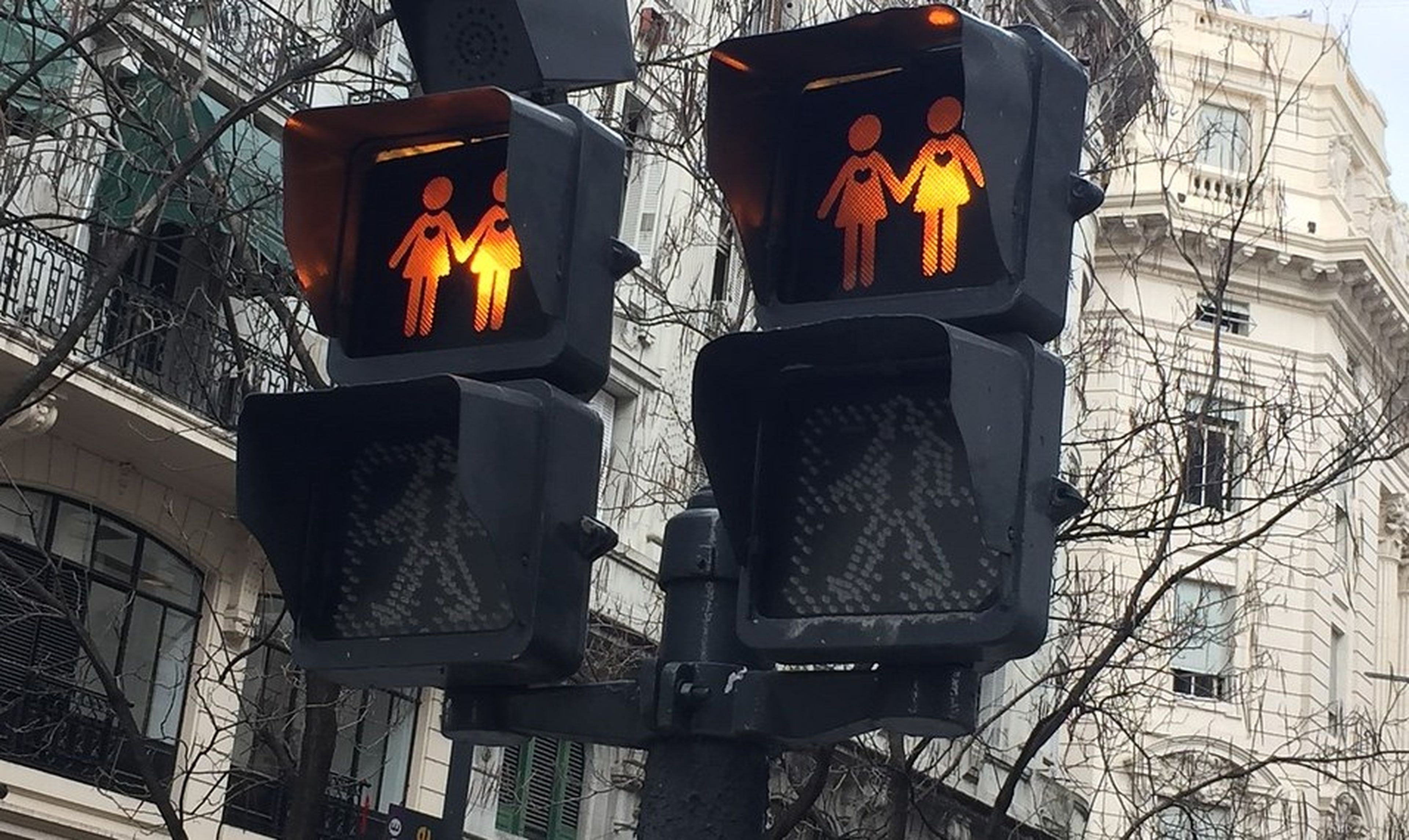 Madrid instala semáforos 'gay friendly'