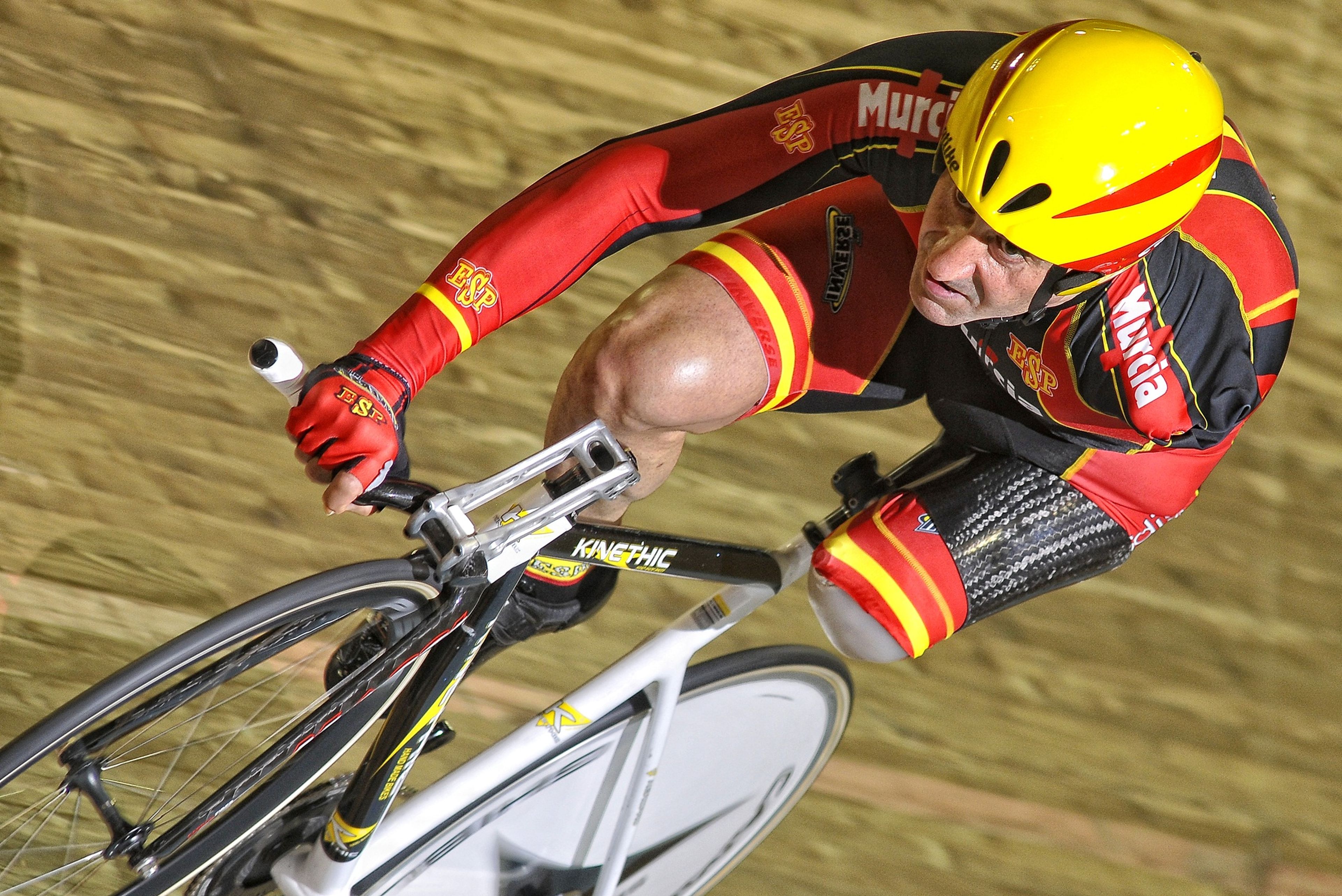 Atropello al ciclista Juanjo Méndez, medallista paralímpico