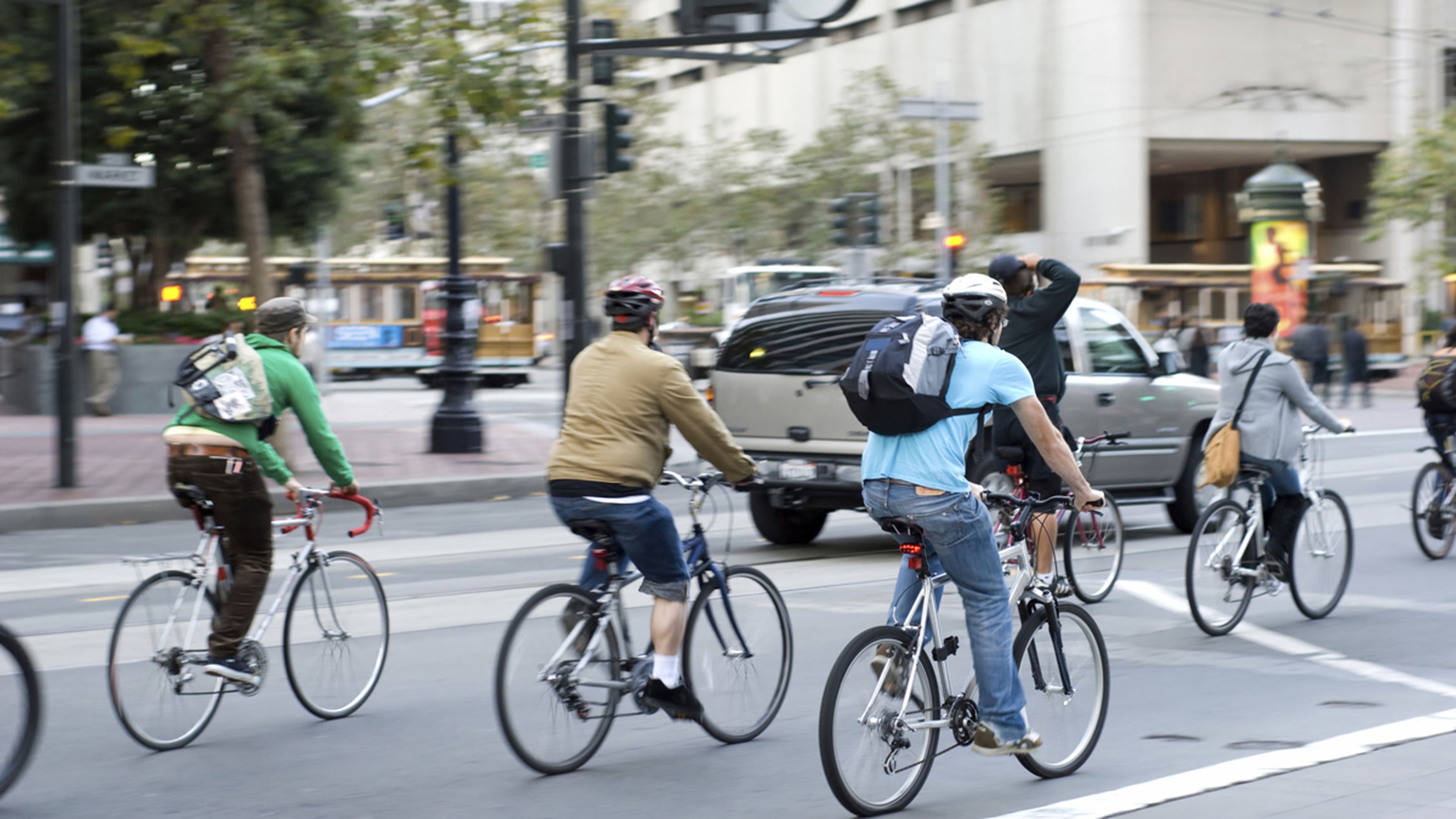 La nueva propuesta del Gobierno para proteger ciclistas