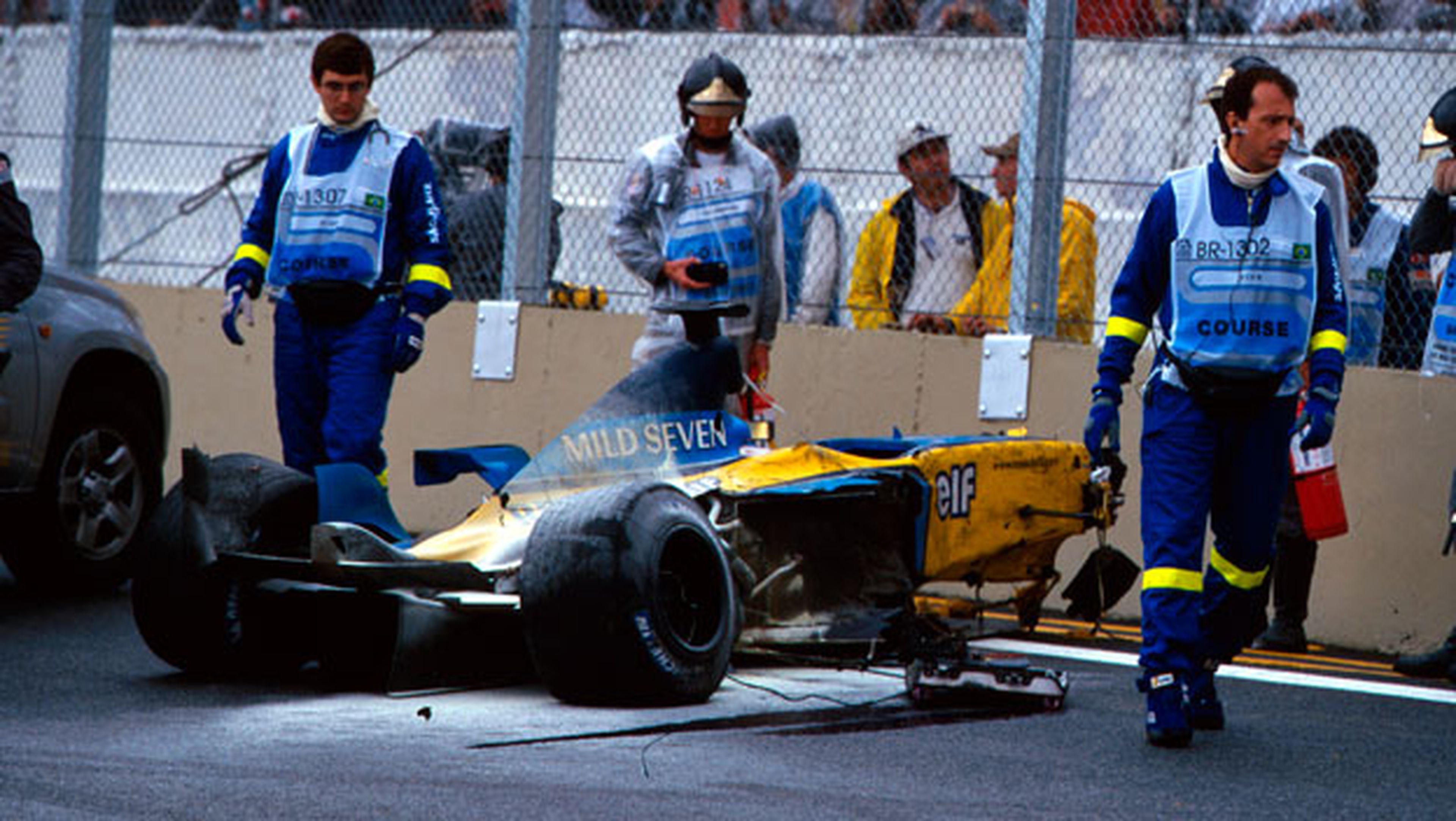 Accidente de Fernando Alonso en el GP de Brasil de 2003