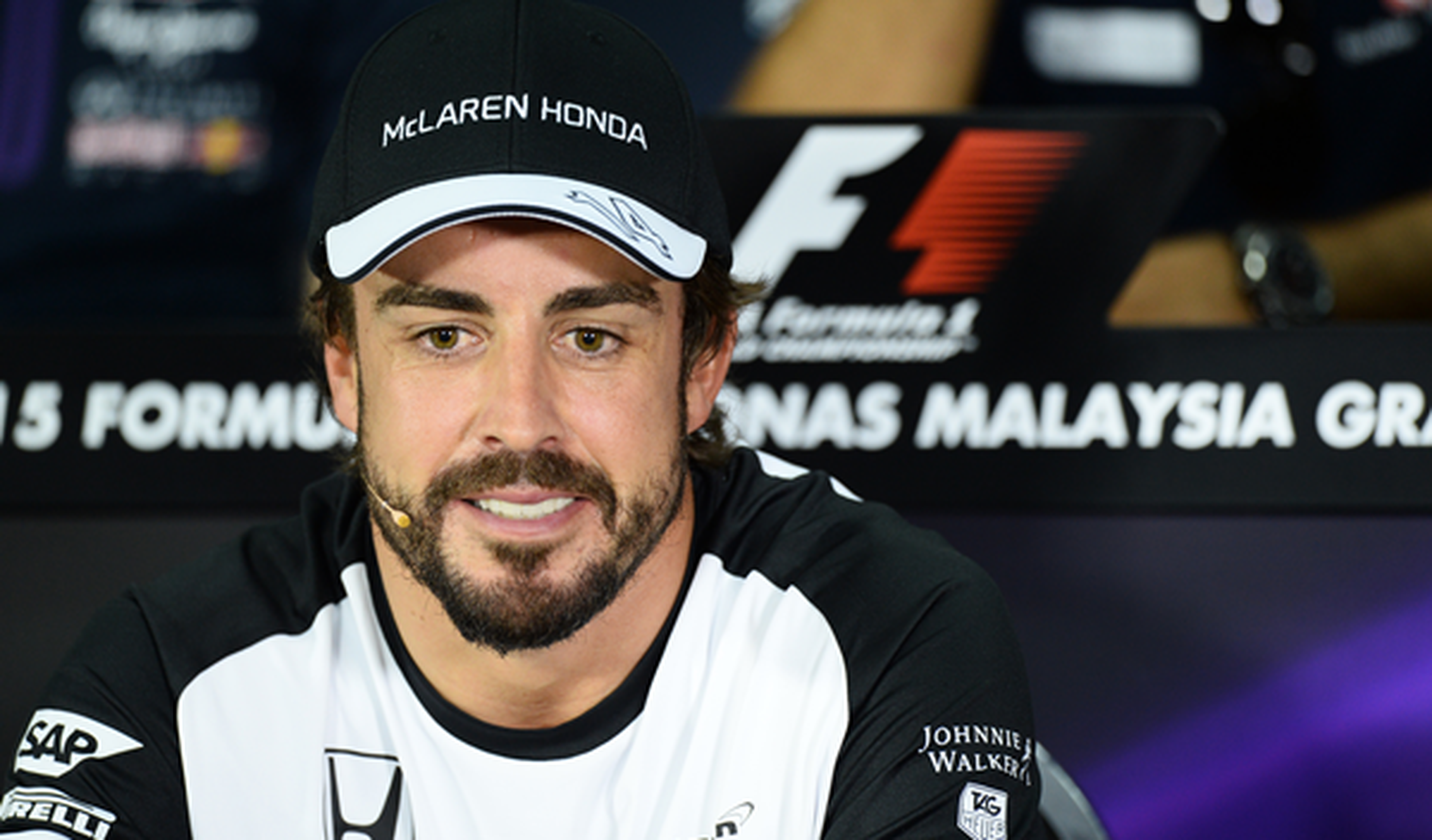 Alonso apunta a que falló la dirección en Barcelona