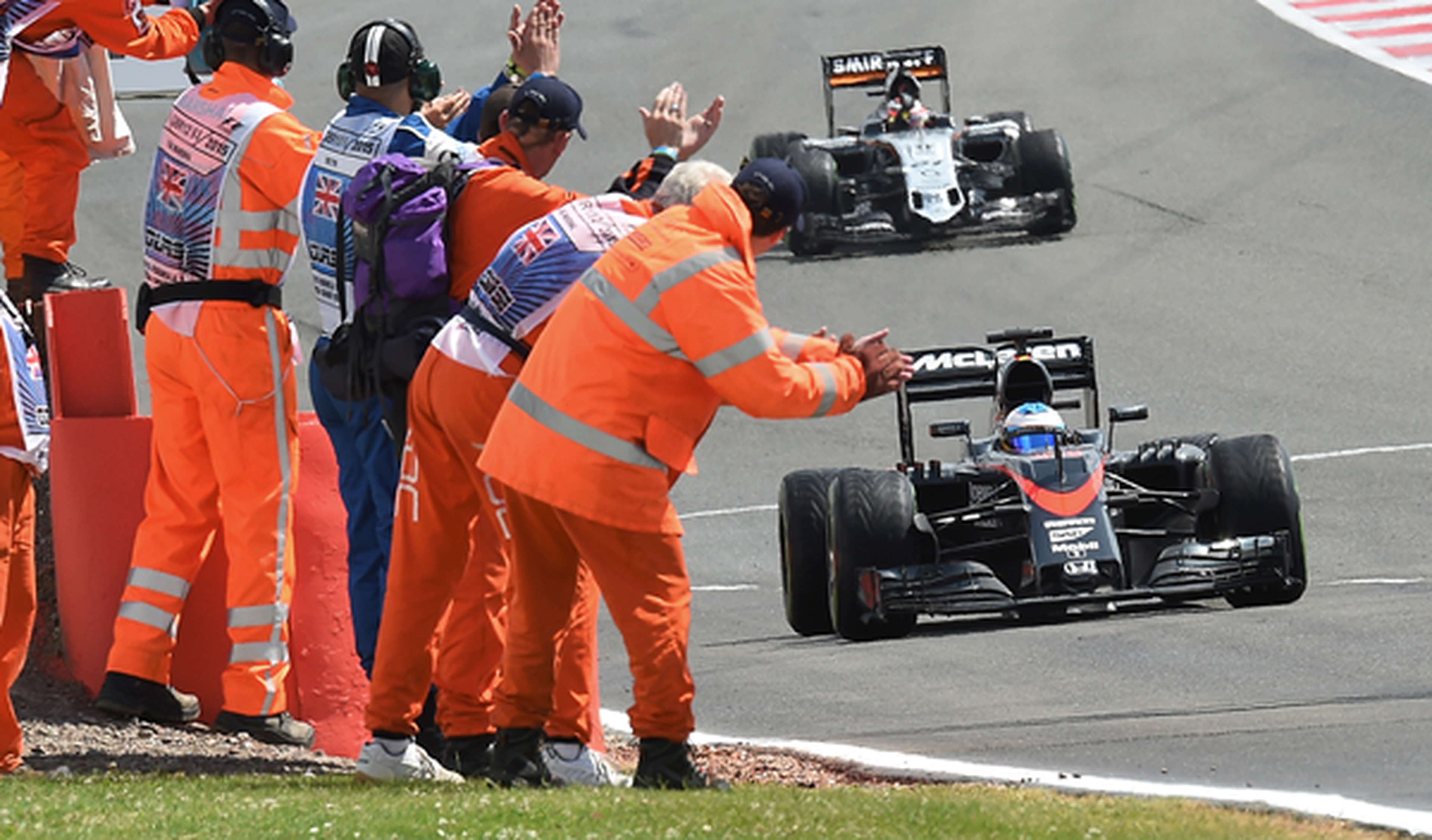 Alonso consigue su primer punto del proyecto McLaren-Honda