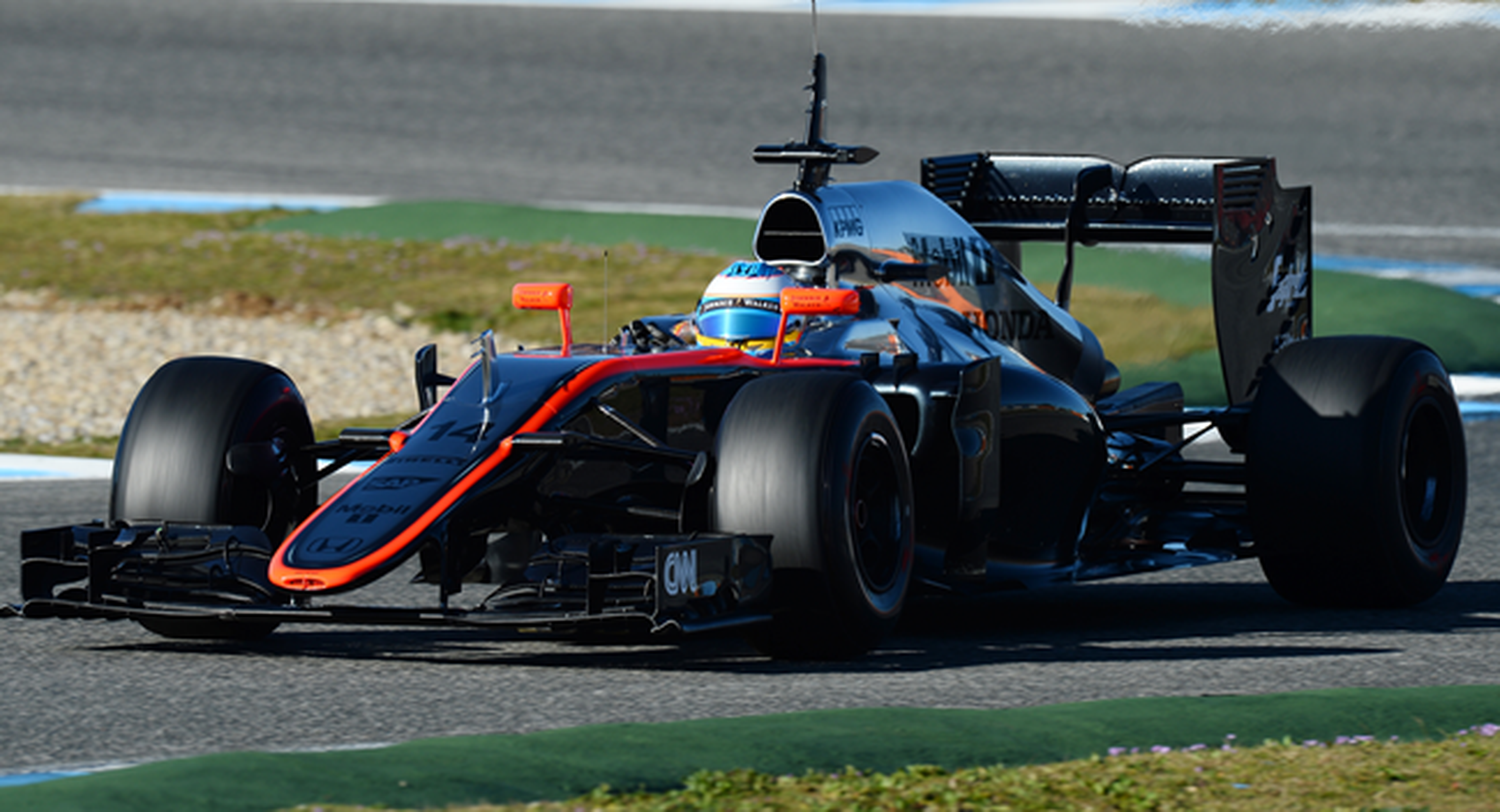 Alonso: "es un coche agresivo, tenemos mucho por descubrir"