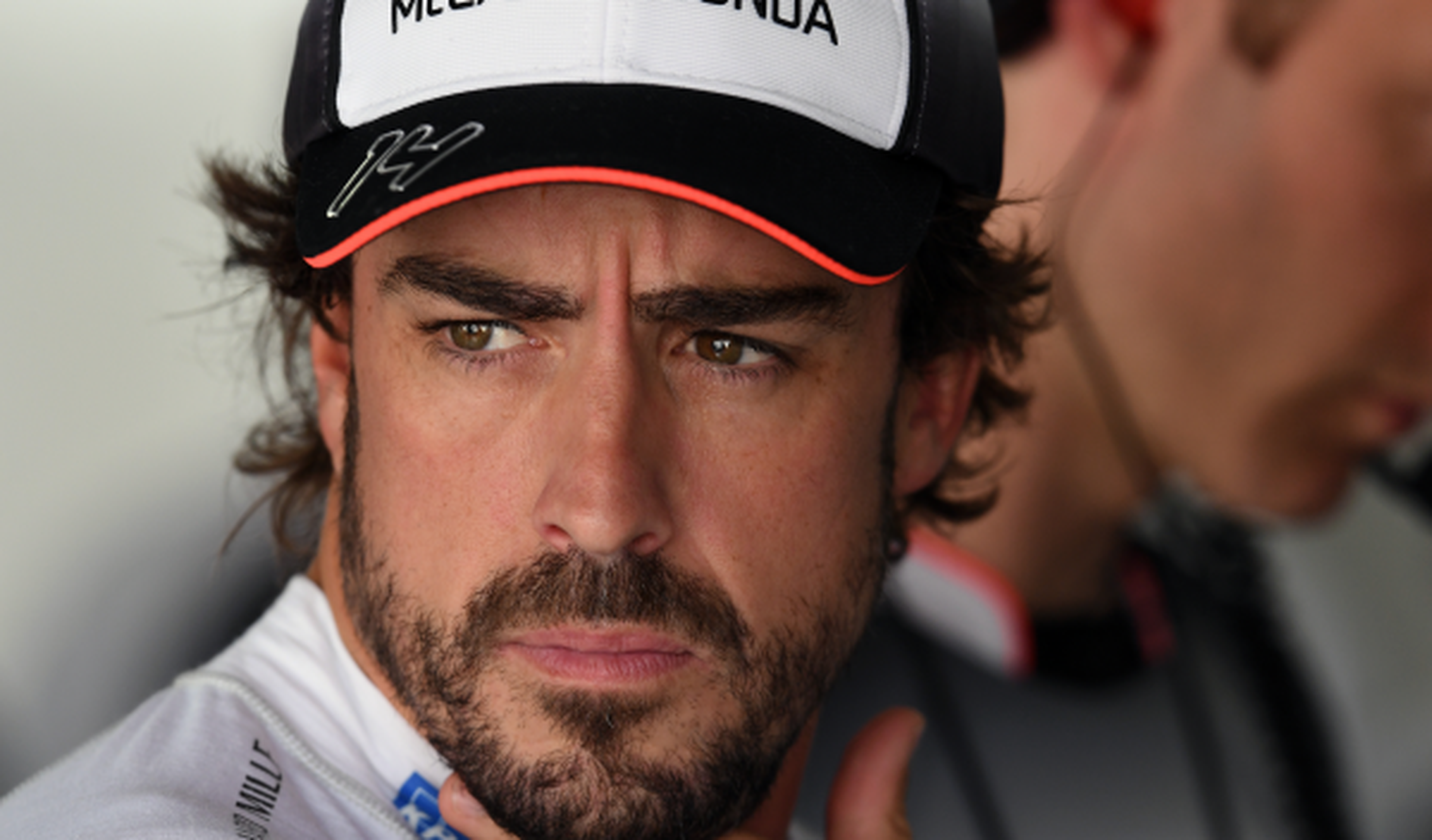 Alonso: “ojalá pueda dar alegrías en la F1 en 2017"
