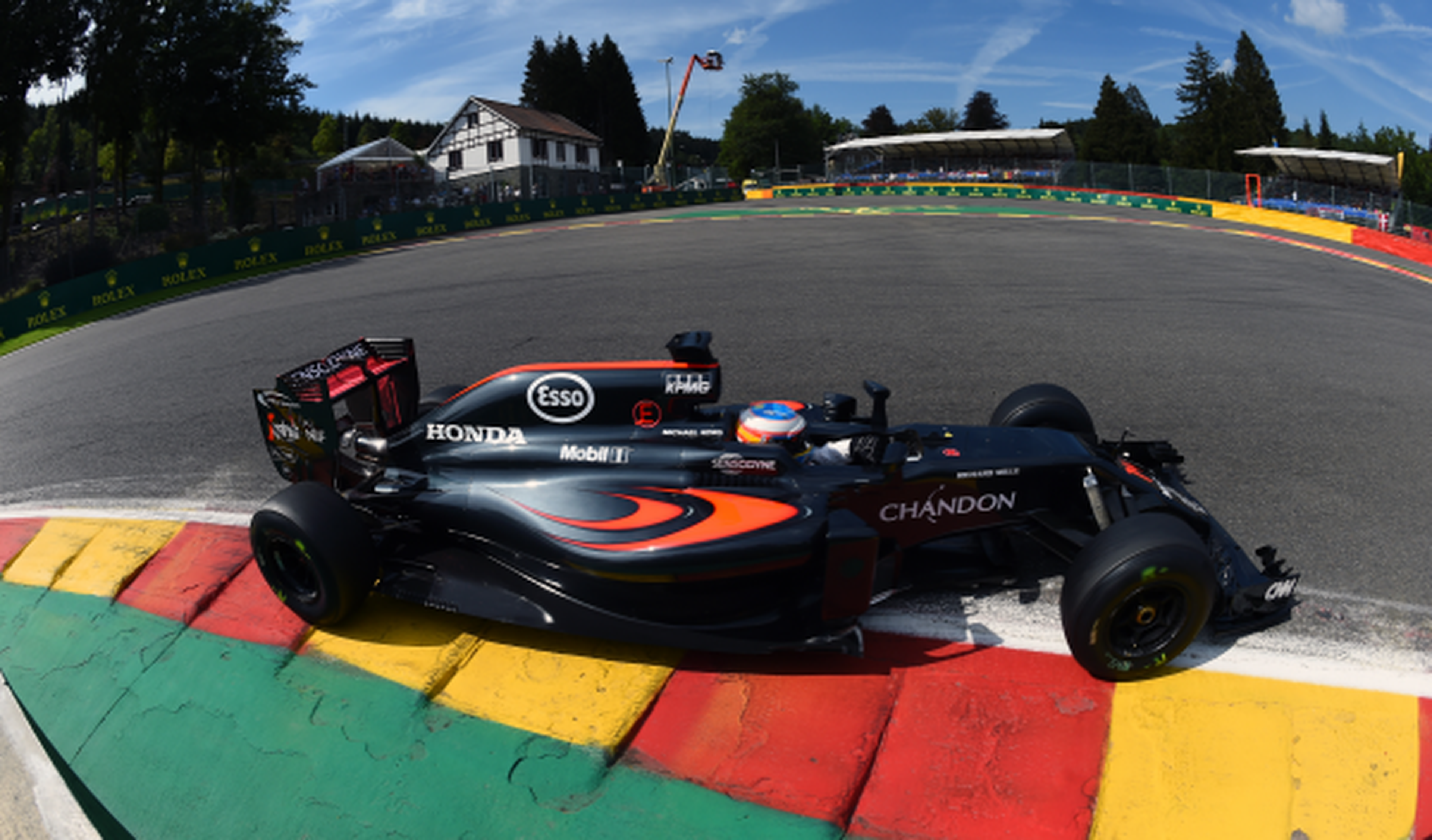 Alonso, penalizado y con nuevos problemas de motor en Spa