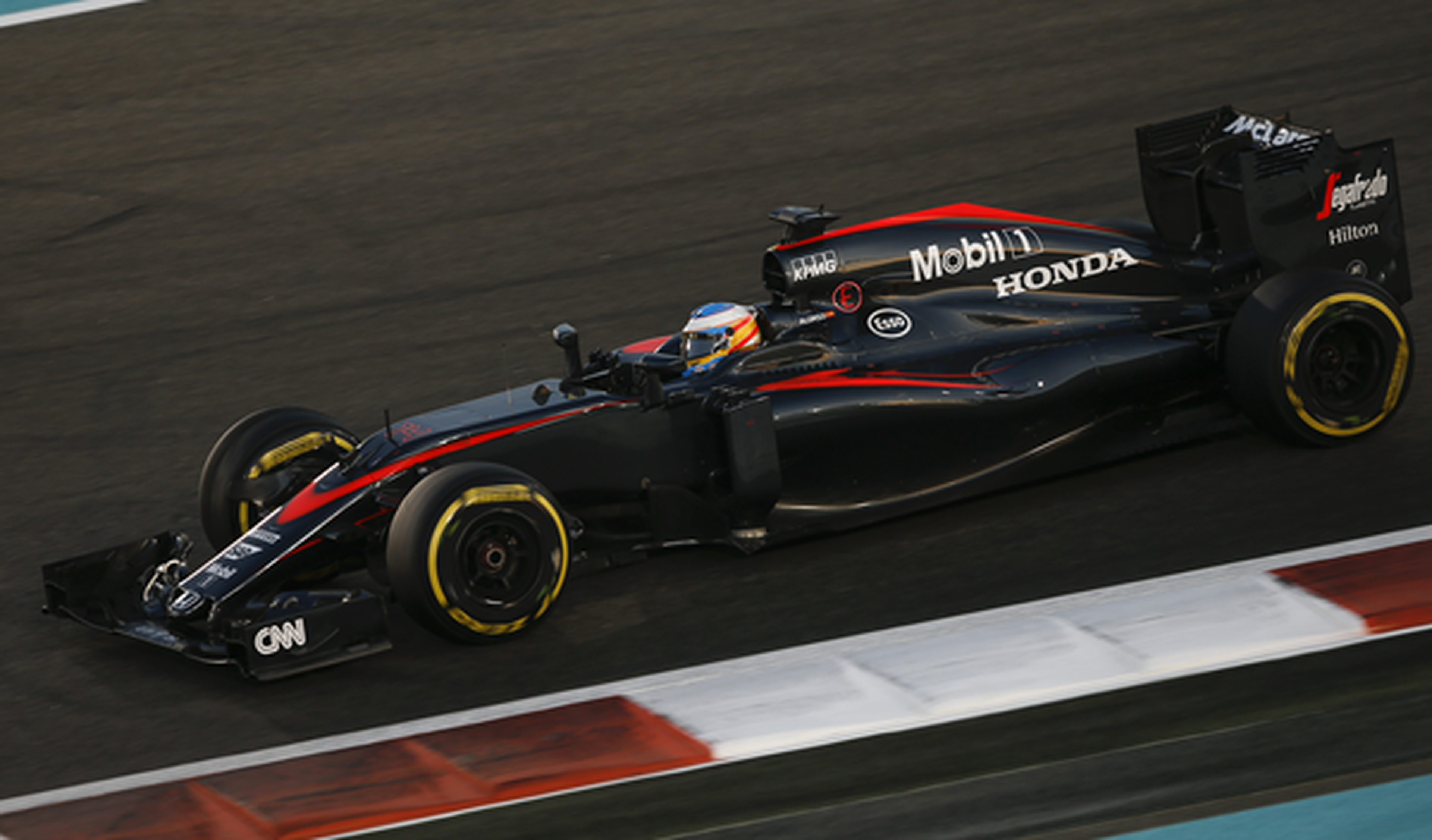 Alonso, sexto piloto de 2015 según los jefes de equipo
