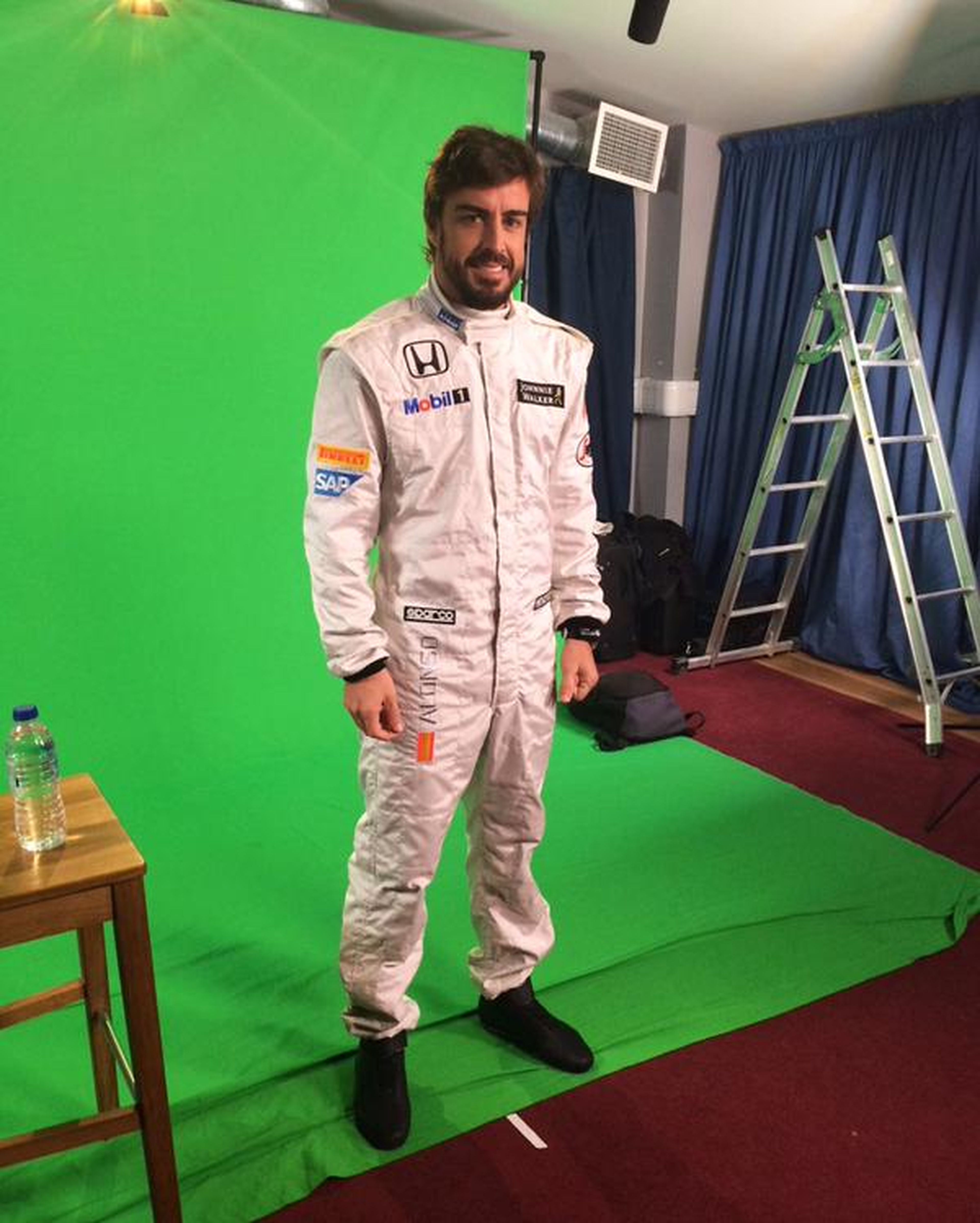 Alonso, con el traje de McLaren-Honda