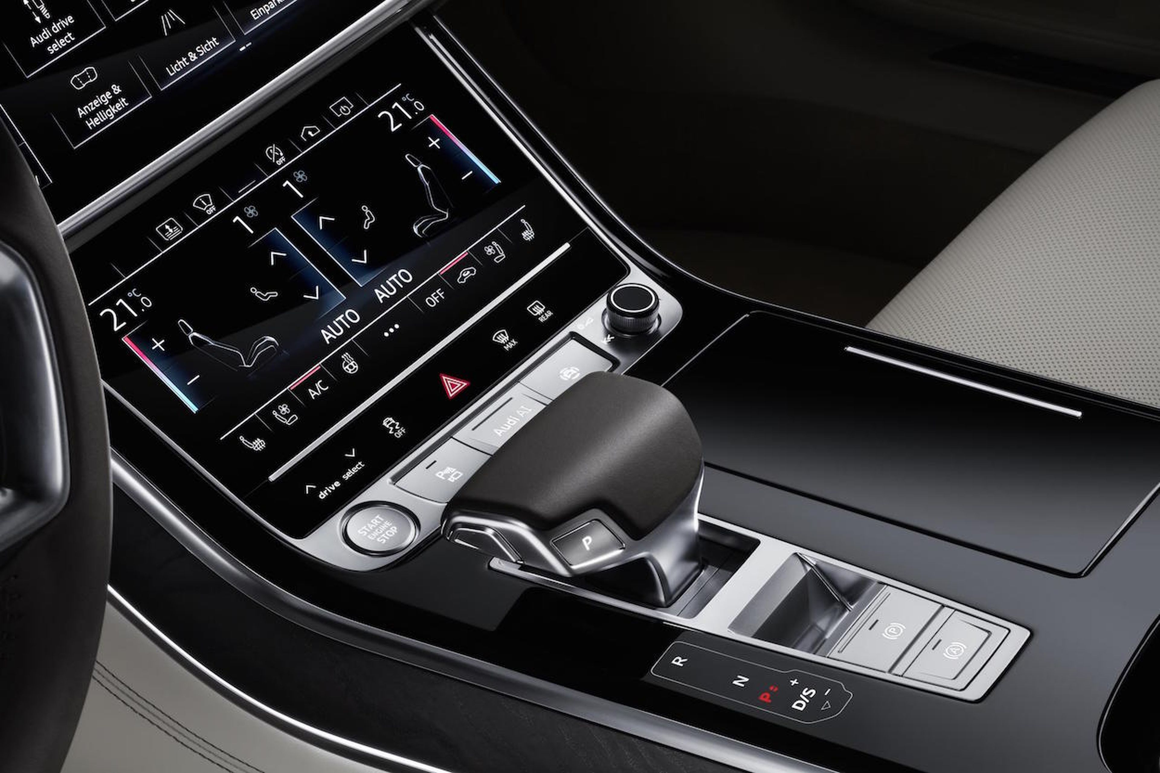 Audi A8 interior summit pantalla táctil