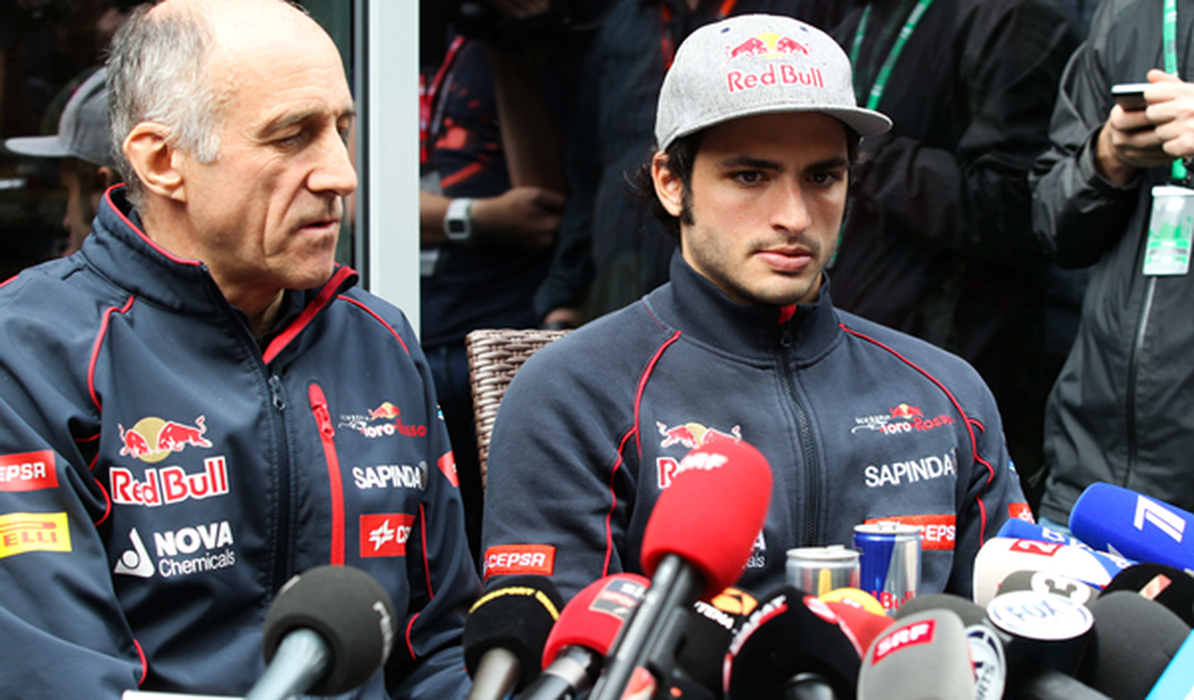 Carlos Sainz recibe el OK para correr en el GP Rusia 2015