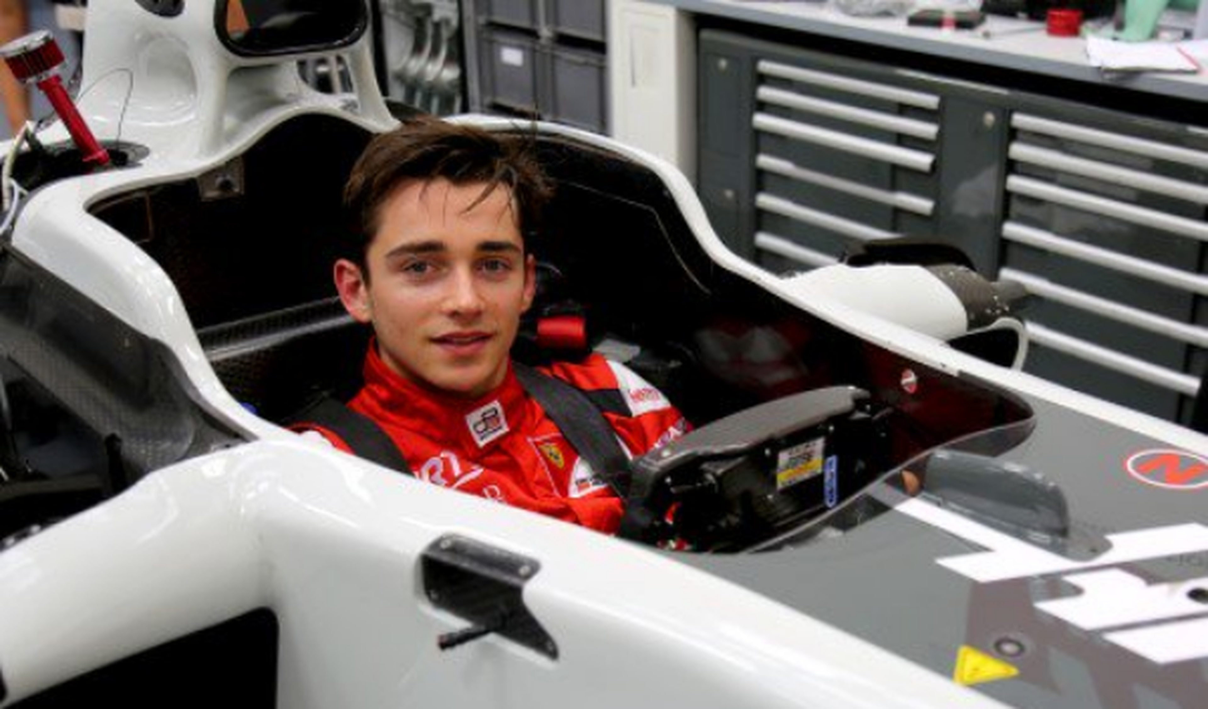 Charles Leclerc pilotará para Haas en varios entrenamientos