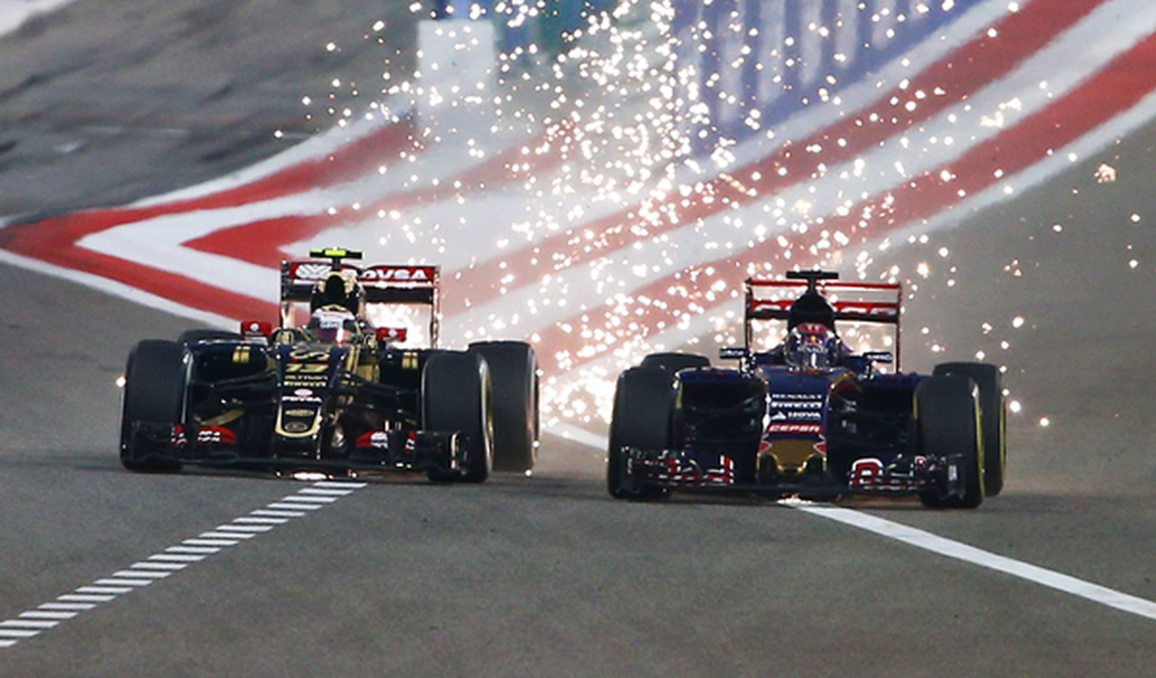 Las chispas de los F1 animan el GP de Bahréin 2015
