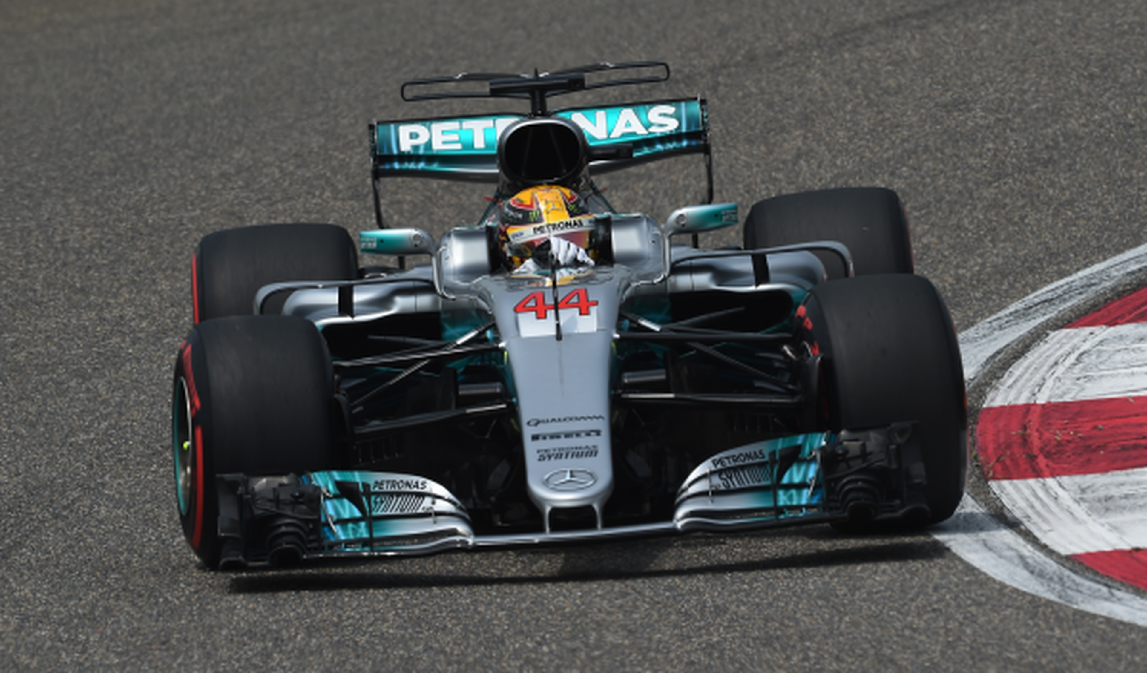 Clasificación GP China: Pole de Hamilton, Vettel al acecho