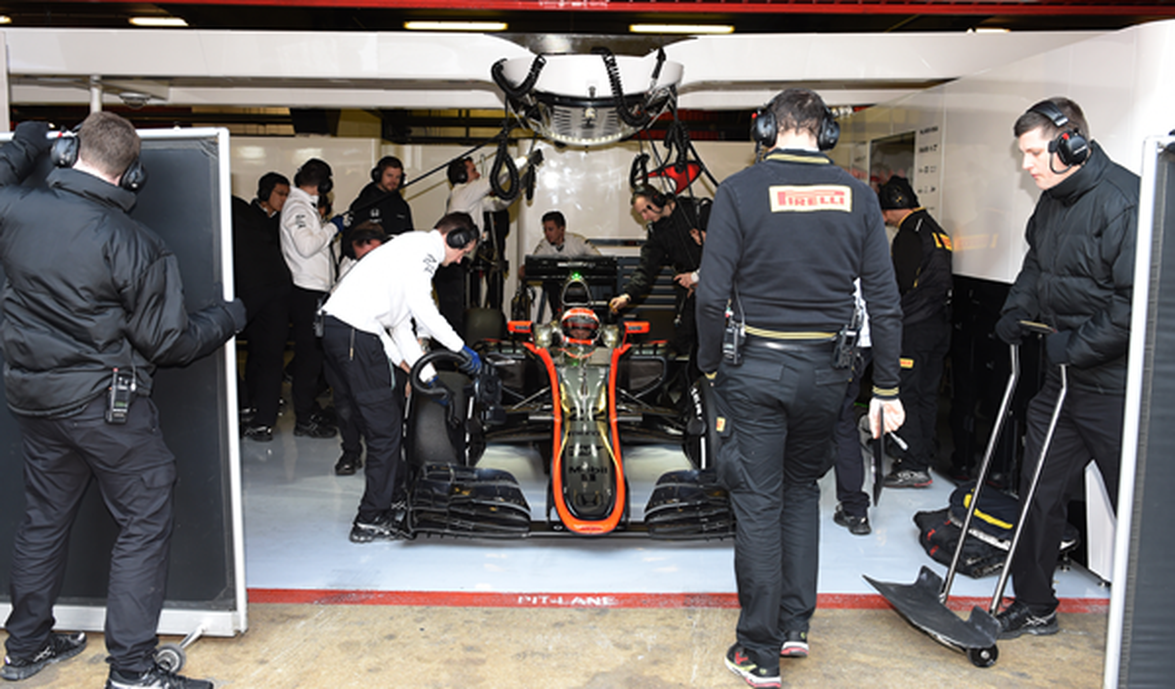 Continúan los problemas de fiabilidad en el McLaren MP4-30