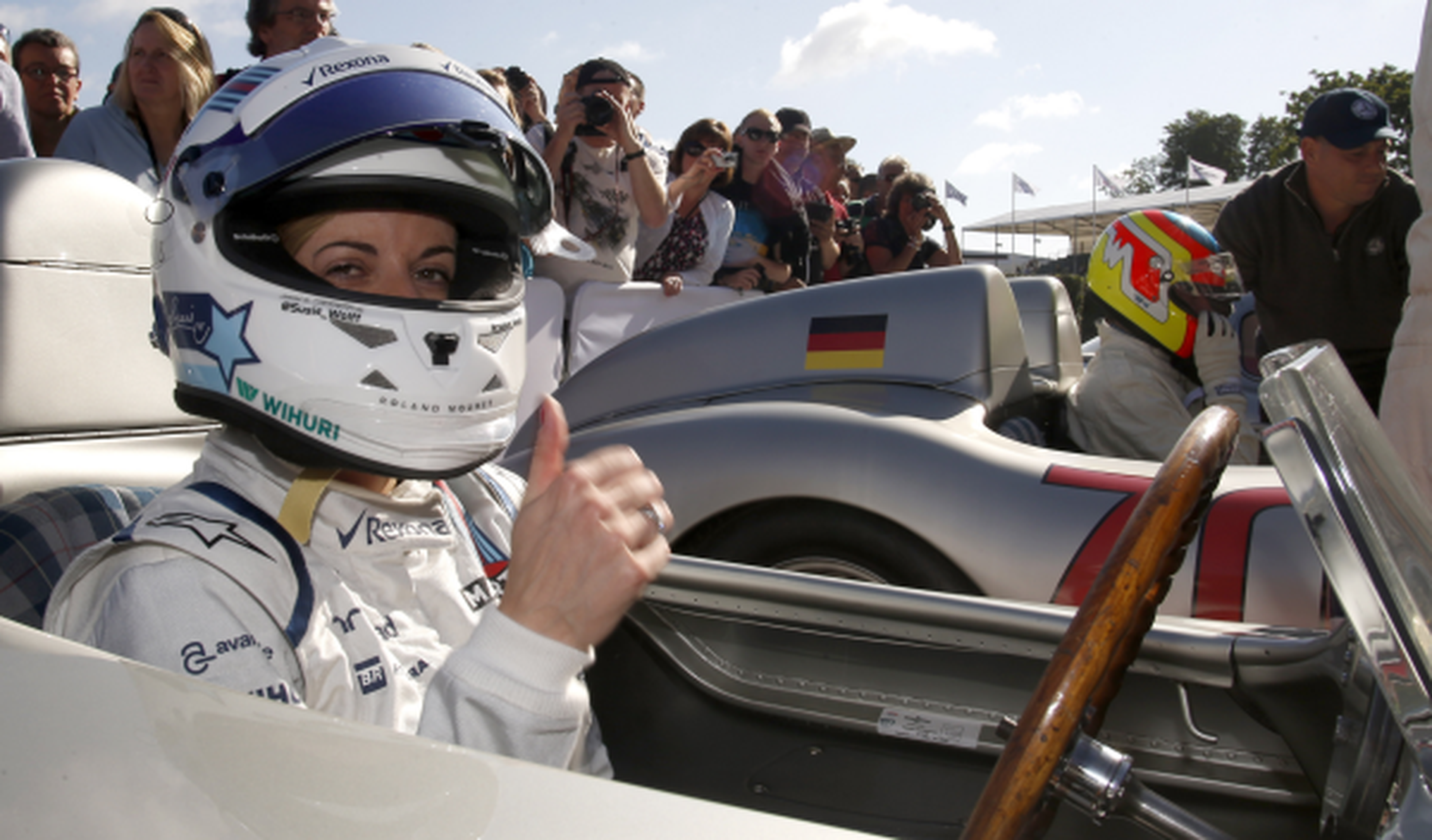 Ecclestone: "las mujeres no deben tomarse en serio en F1"