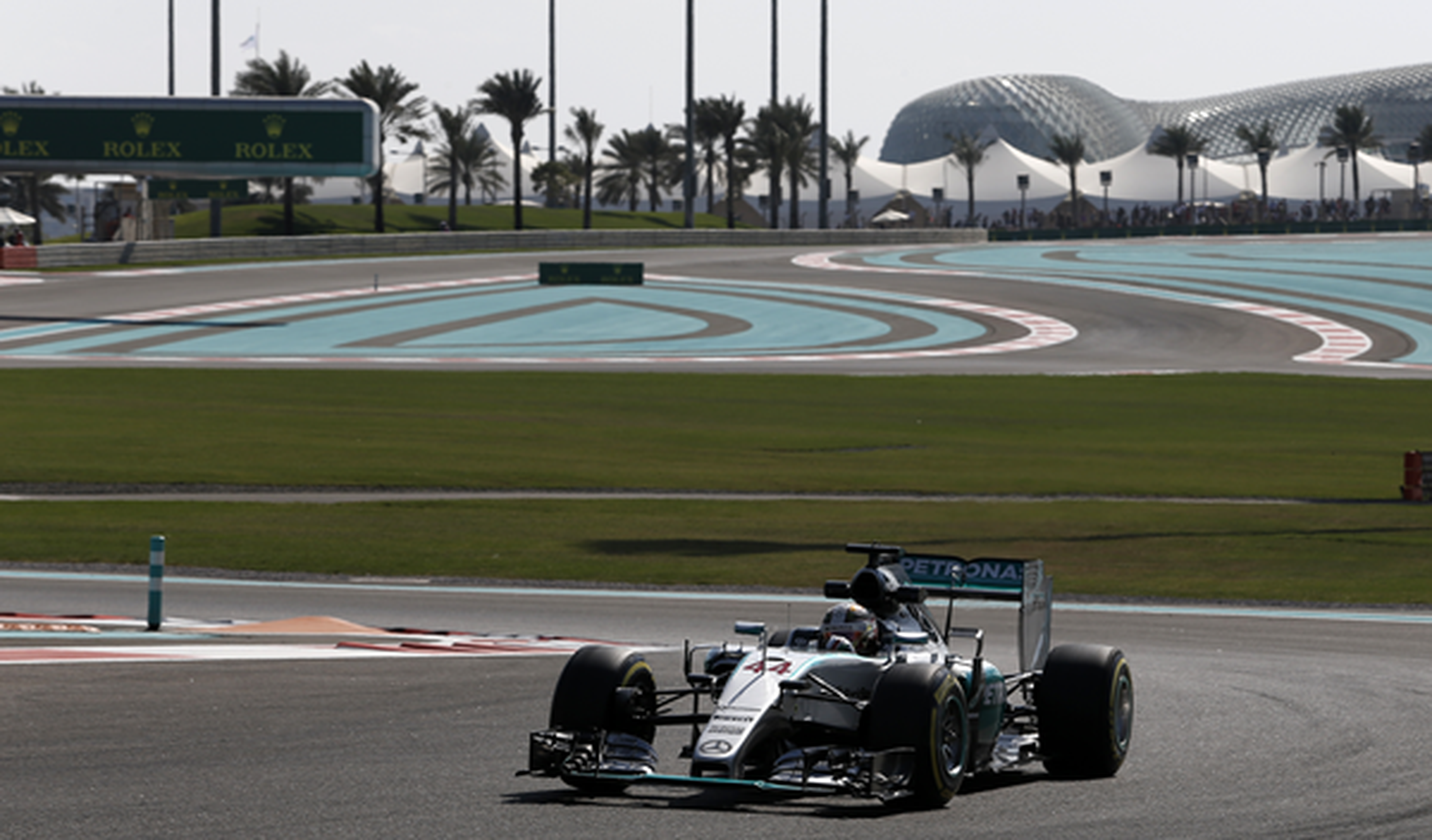 F1. Libres 1 GP Abu Dhabi 2015: Hamilton, en cabeza