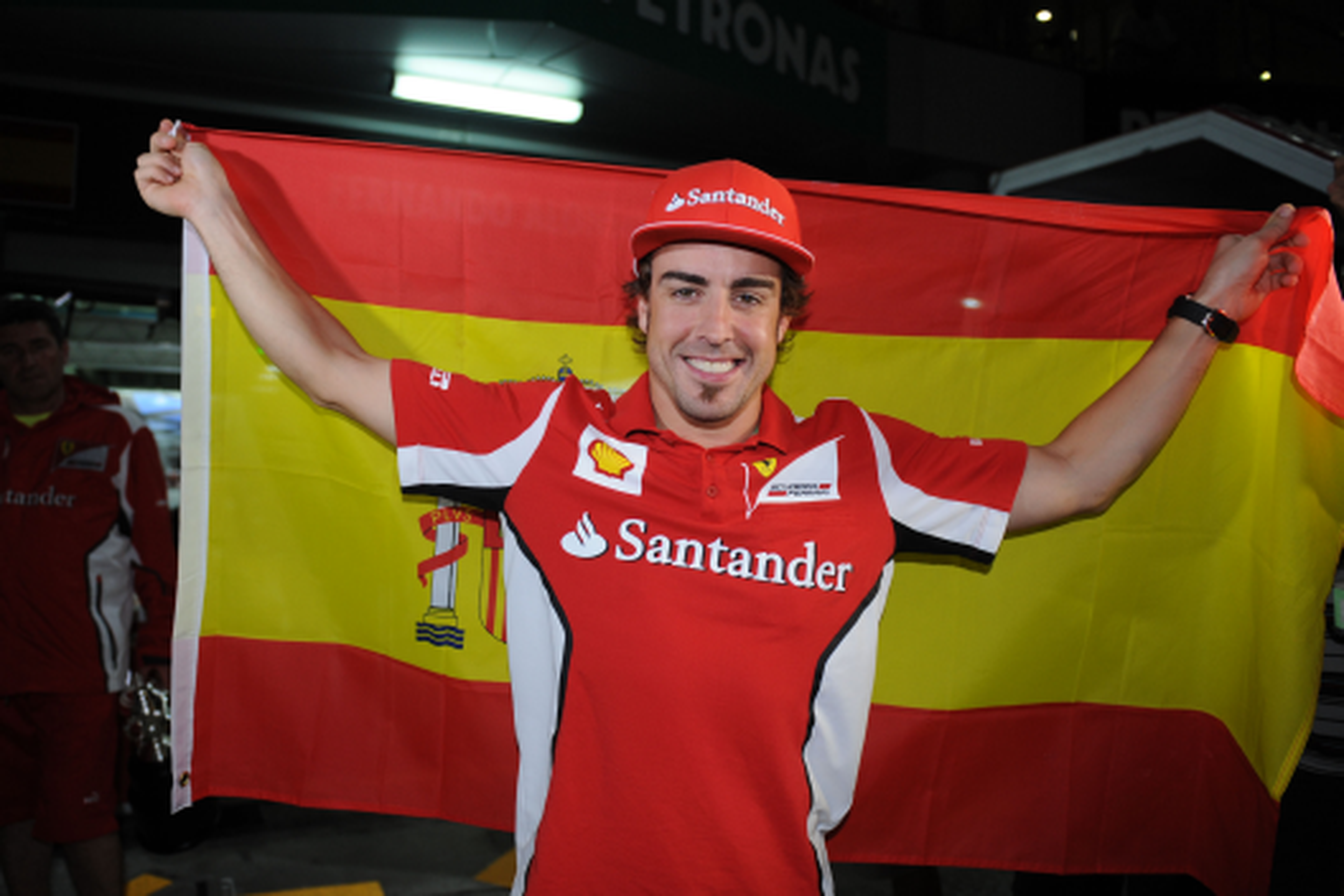 Fernando Alonso celebrado su victoria en el GP de Malasia 2012 de F1