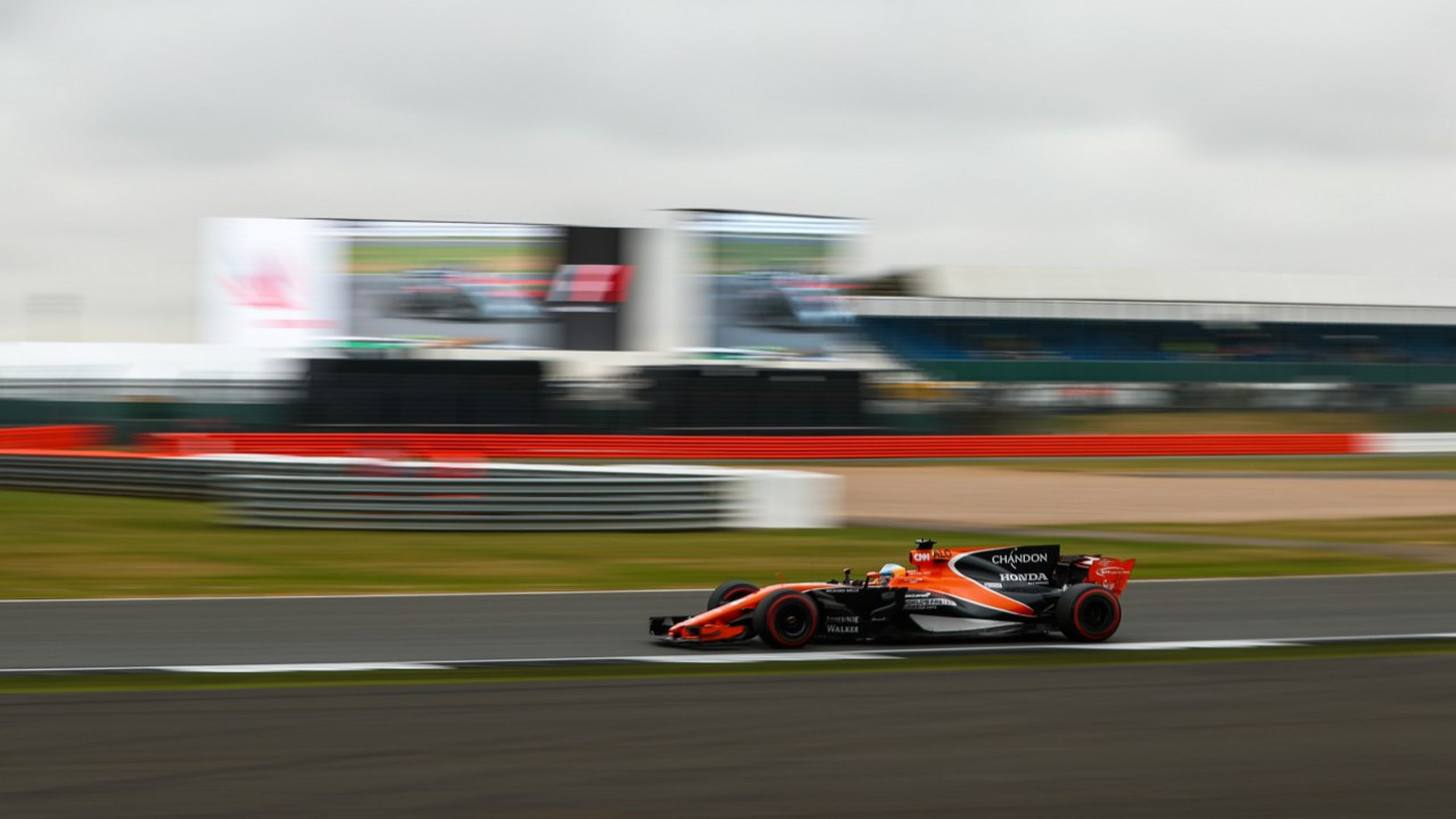 Fernando Alonso, durante la clasificación para el GP Gran Bretaña