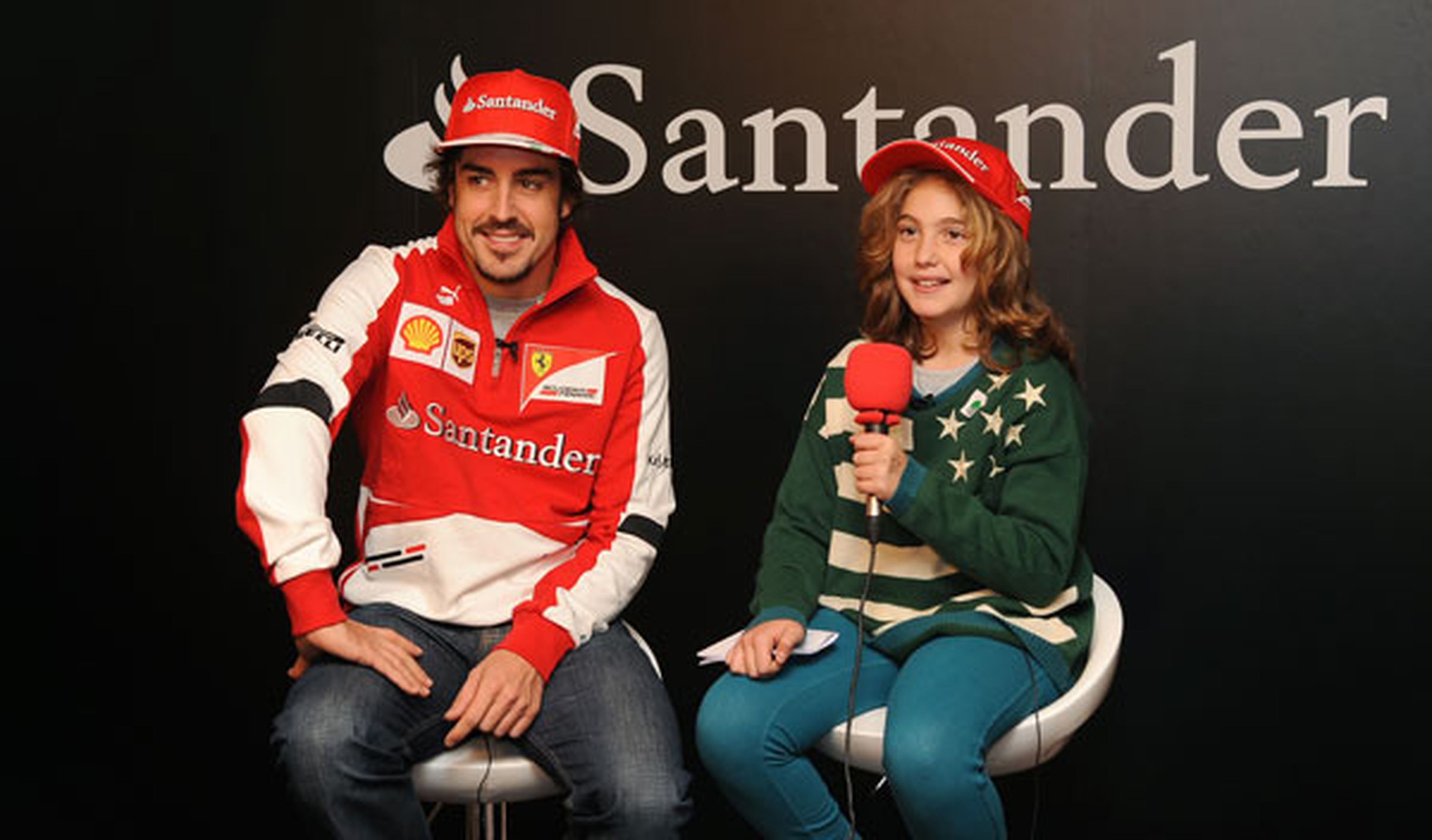 Fernando Alonso, entrevistado por una niña de nueve años