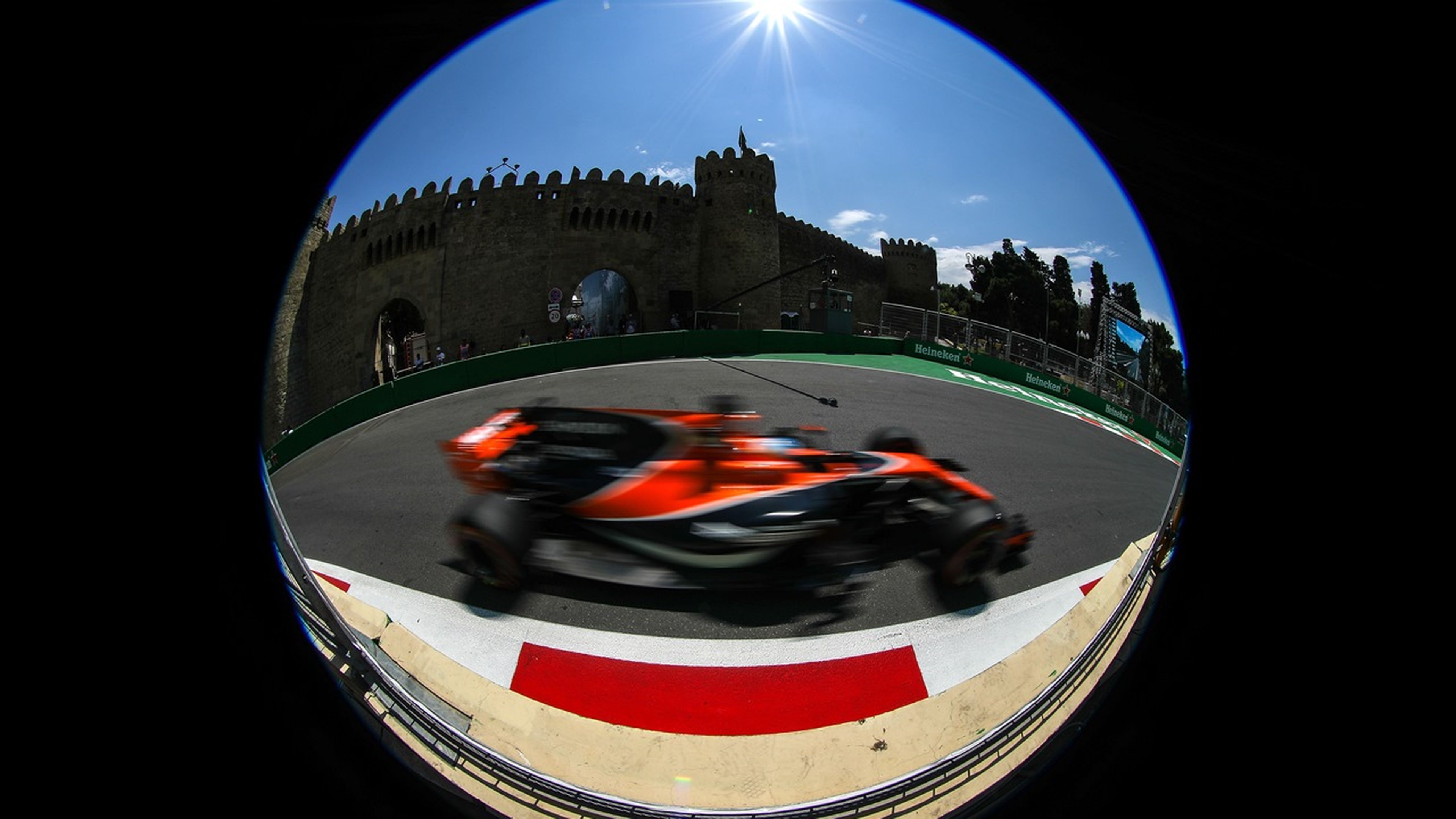 Fernando Alonso, en el Gran Premio de Azerbaiyán