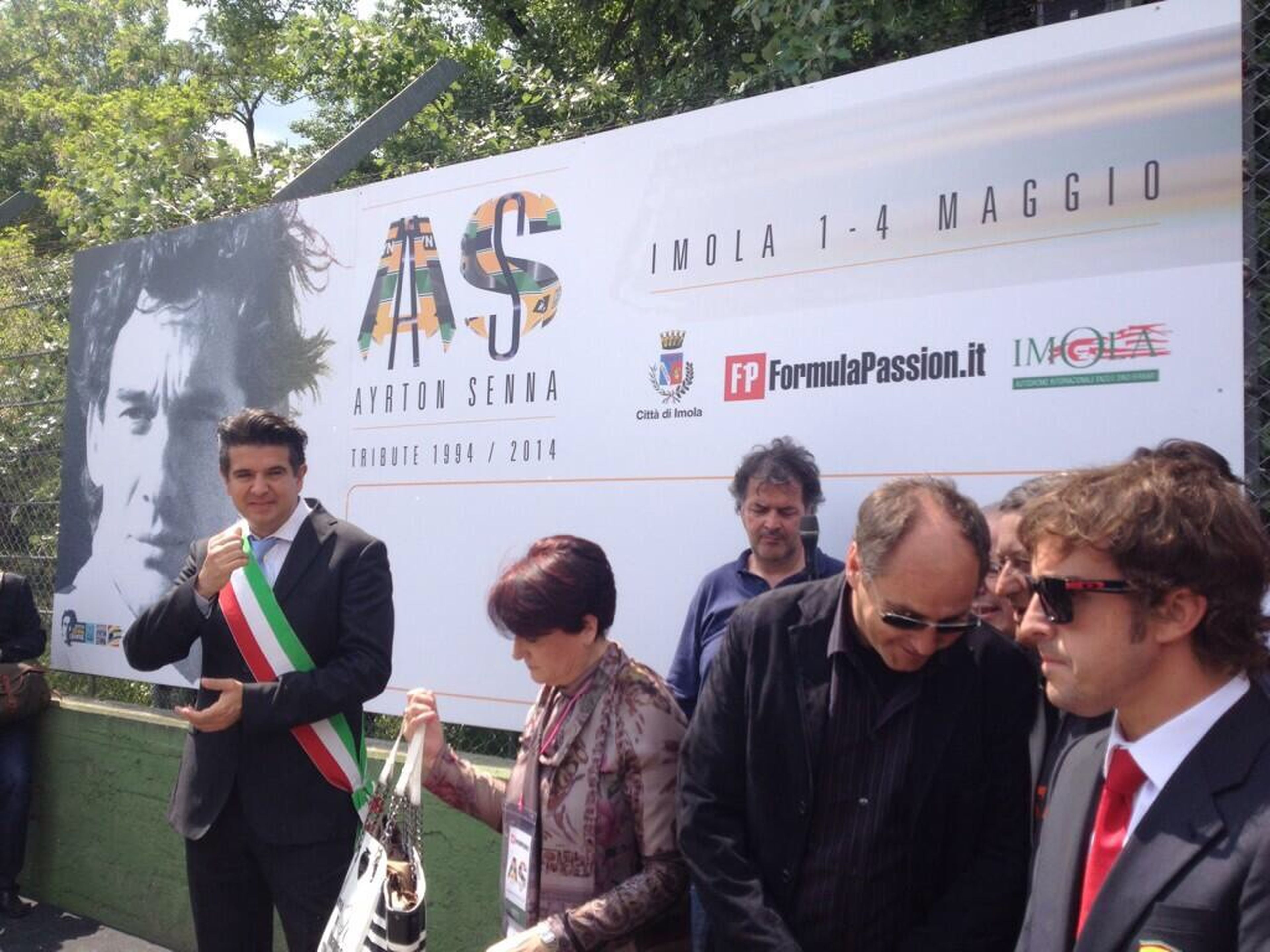 Fernando Alonso en el homenaje a Senna en Imola