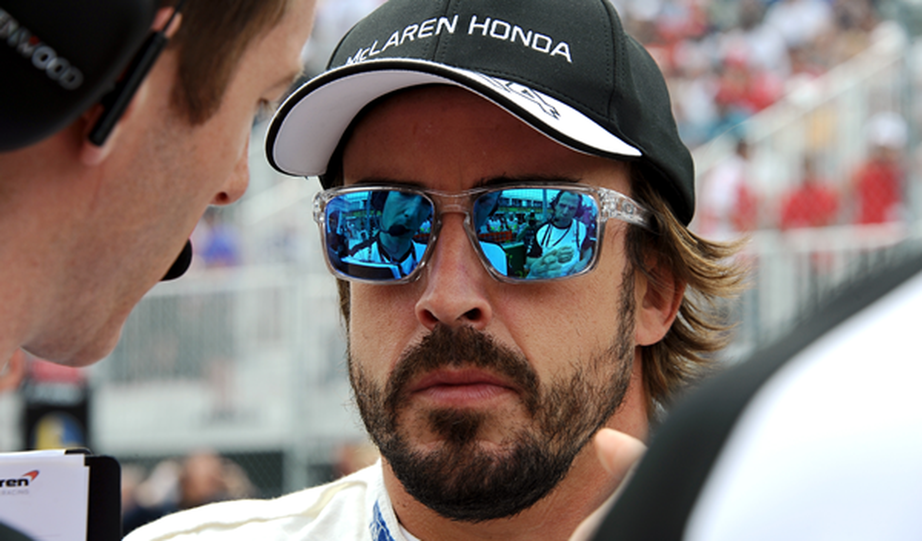 Fernando Alonso pide a McLaren que se centre en 2016