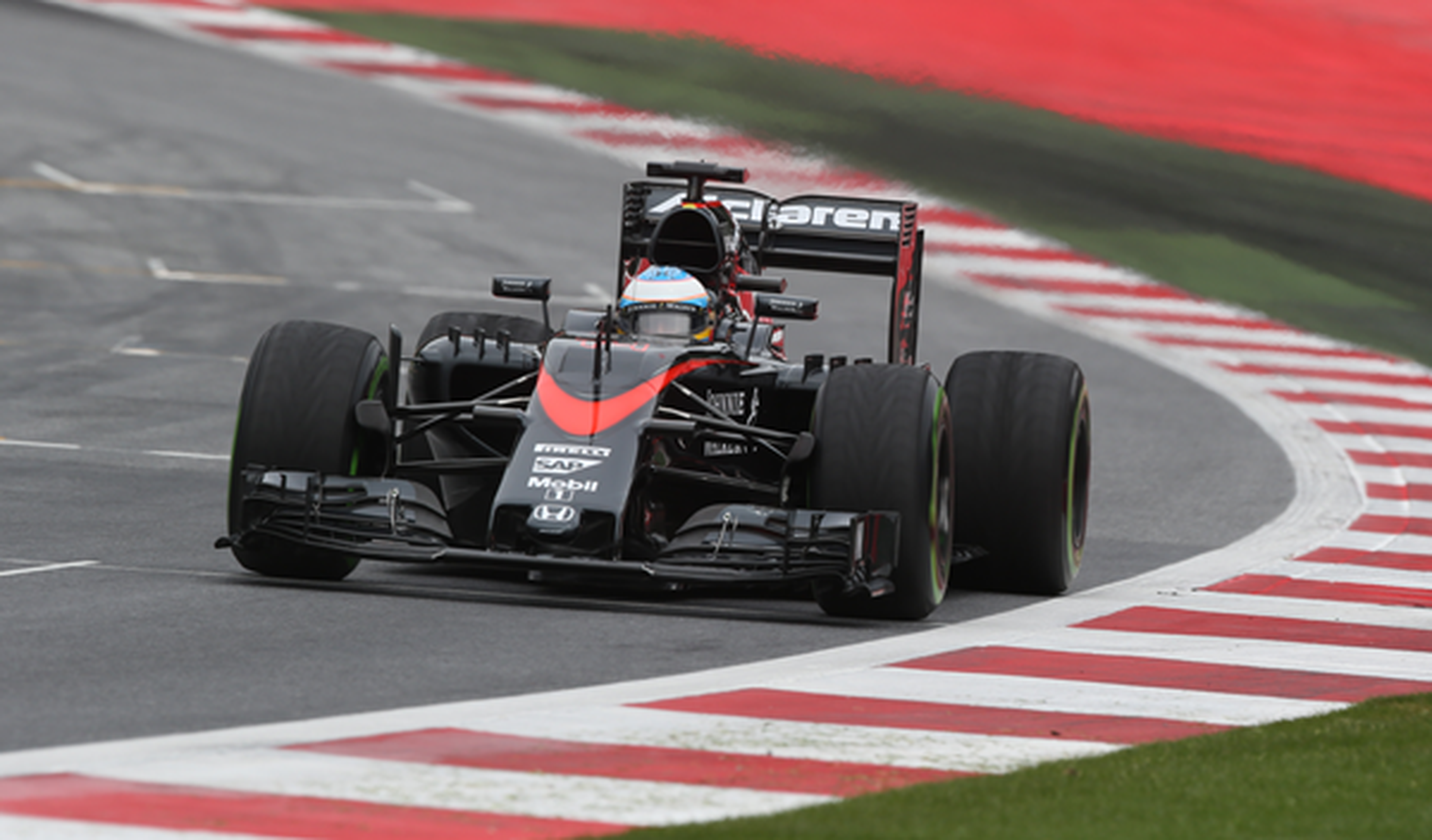 Fernando Alonso: "test positivos en Austria"