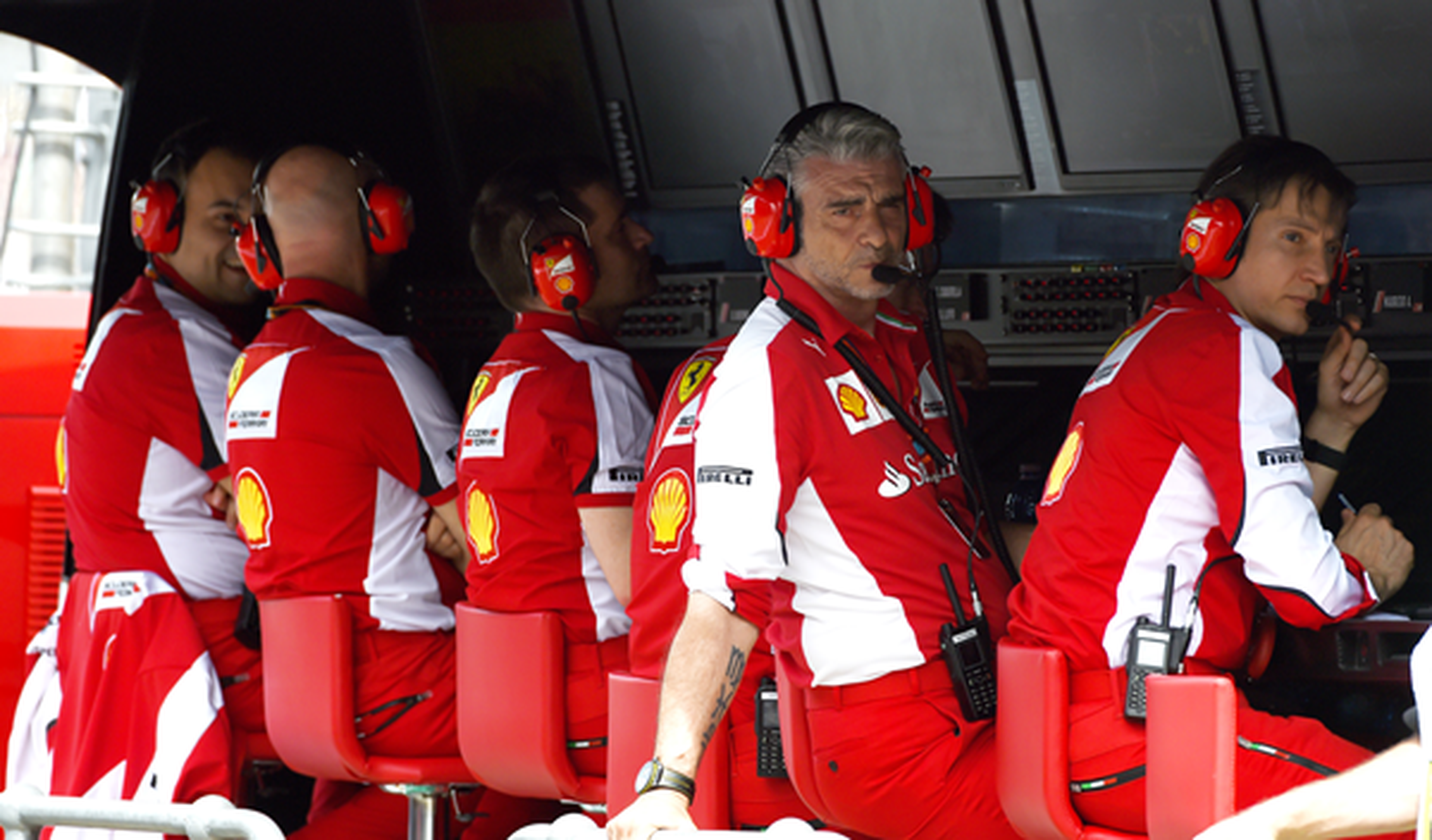 Ferrari se refuerza con Iñaki Rueda como estratega