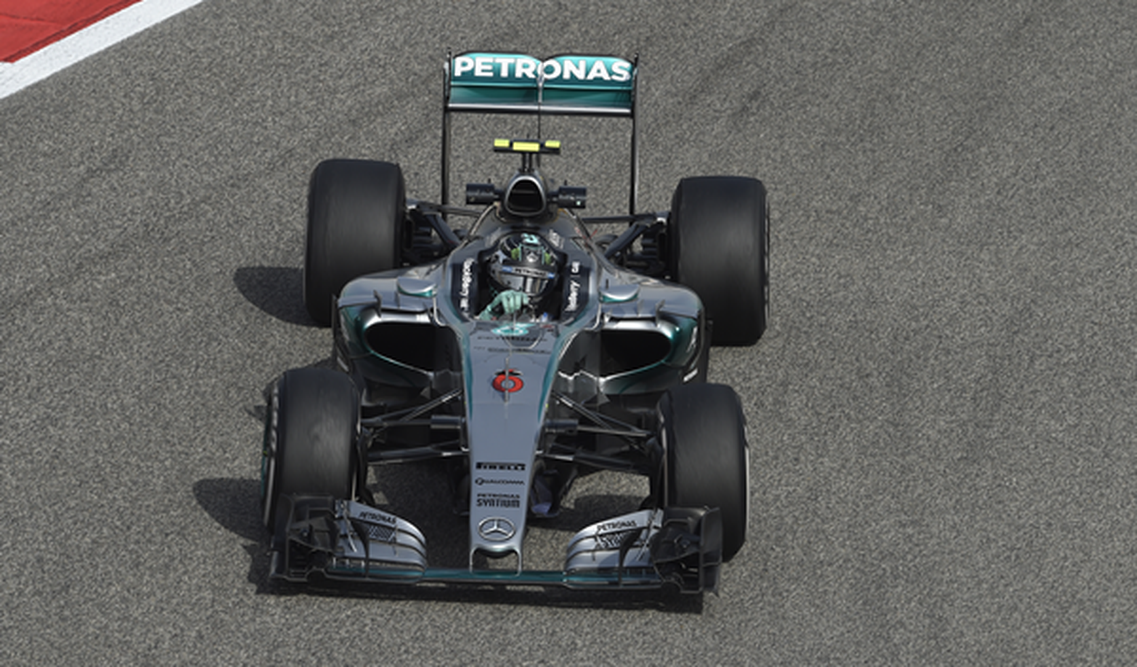 Fórmula 1. Libres 2 GP Bahréin: Mercedes vuelve al frente