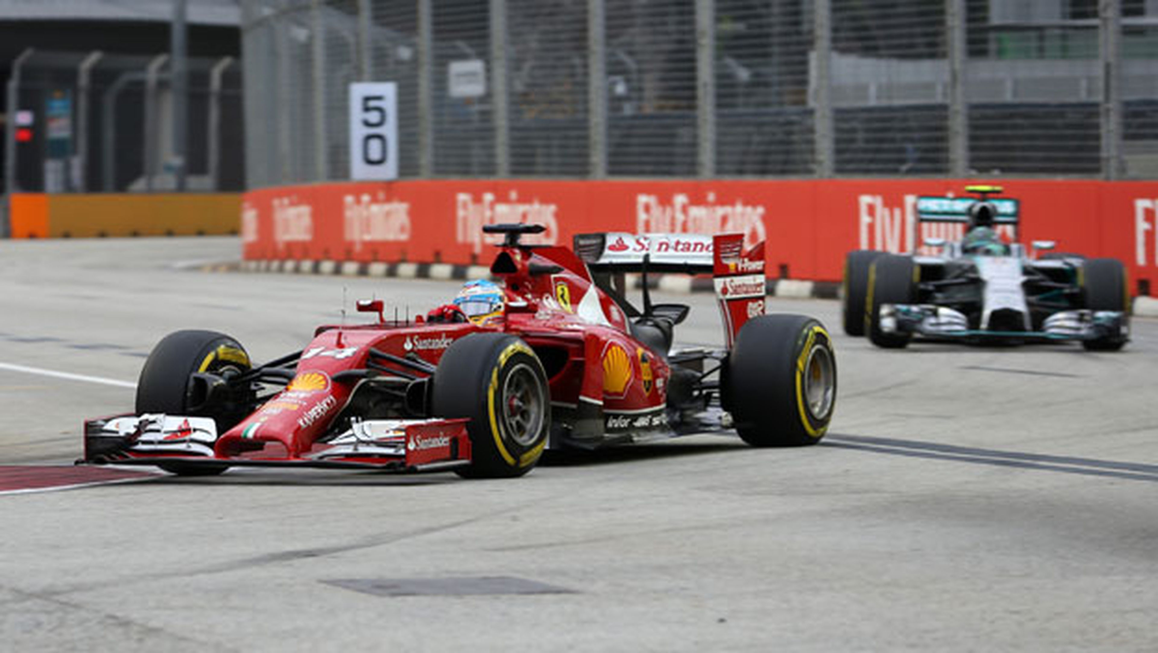 Fórmula 1: Libres 3 GP Singapur 2014. Alonso lidera
