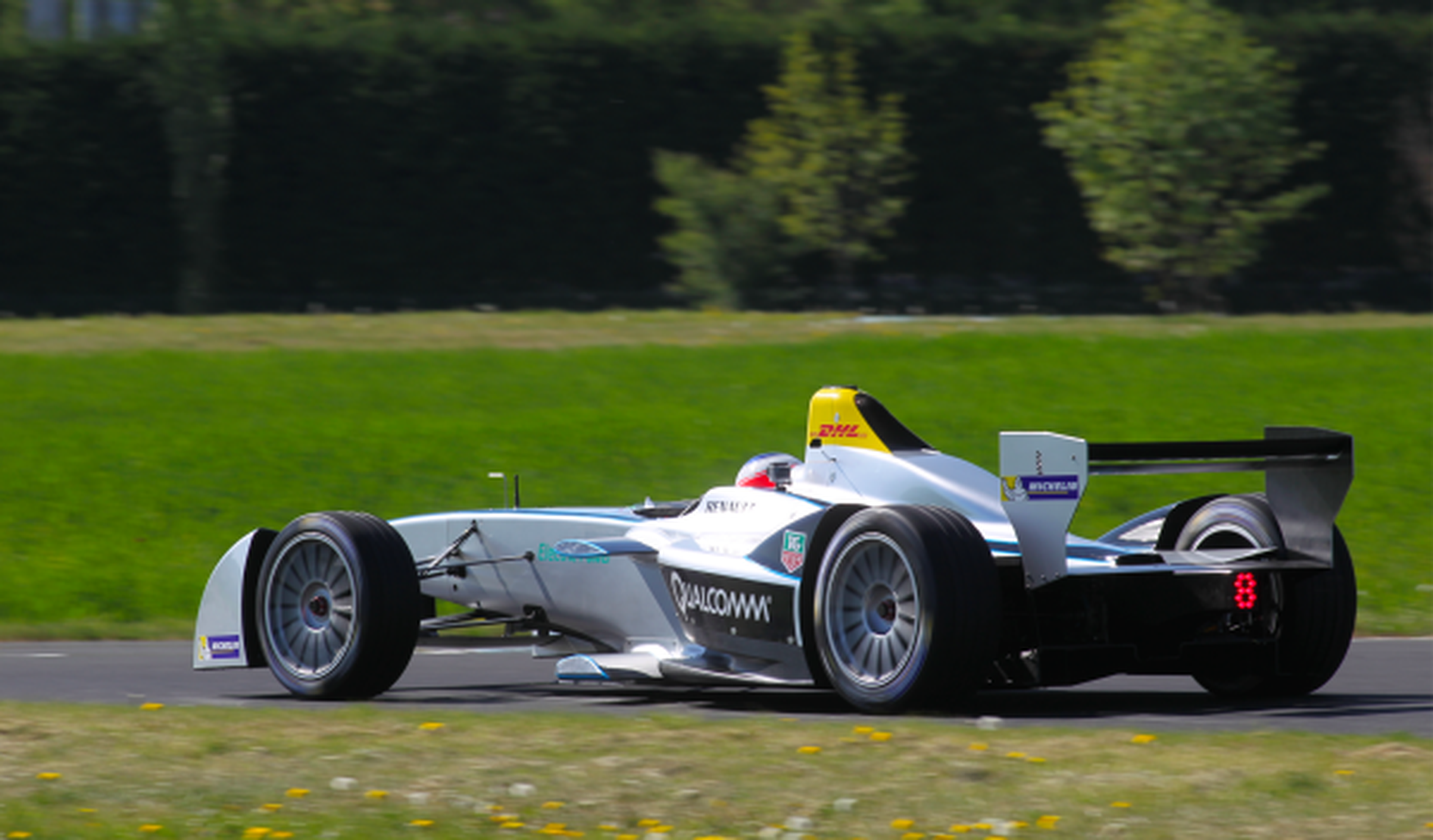 Formula-E-Tests-Michelin-trasera