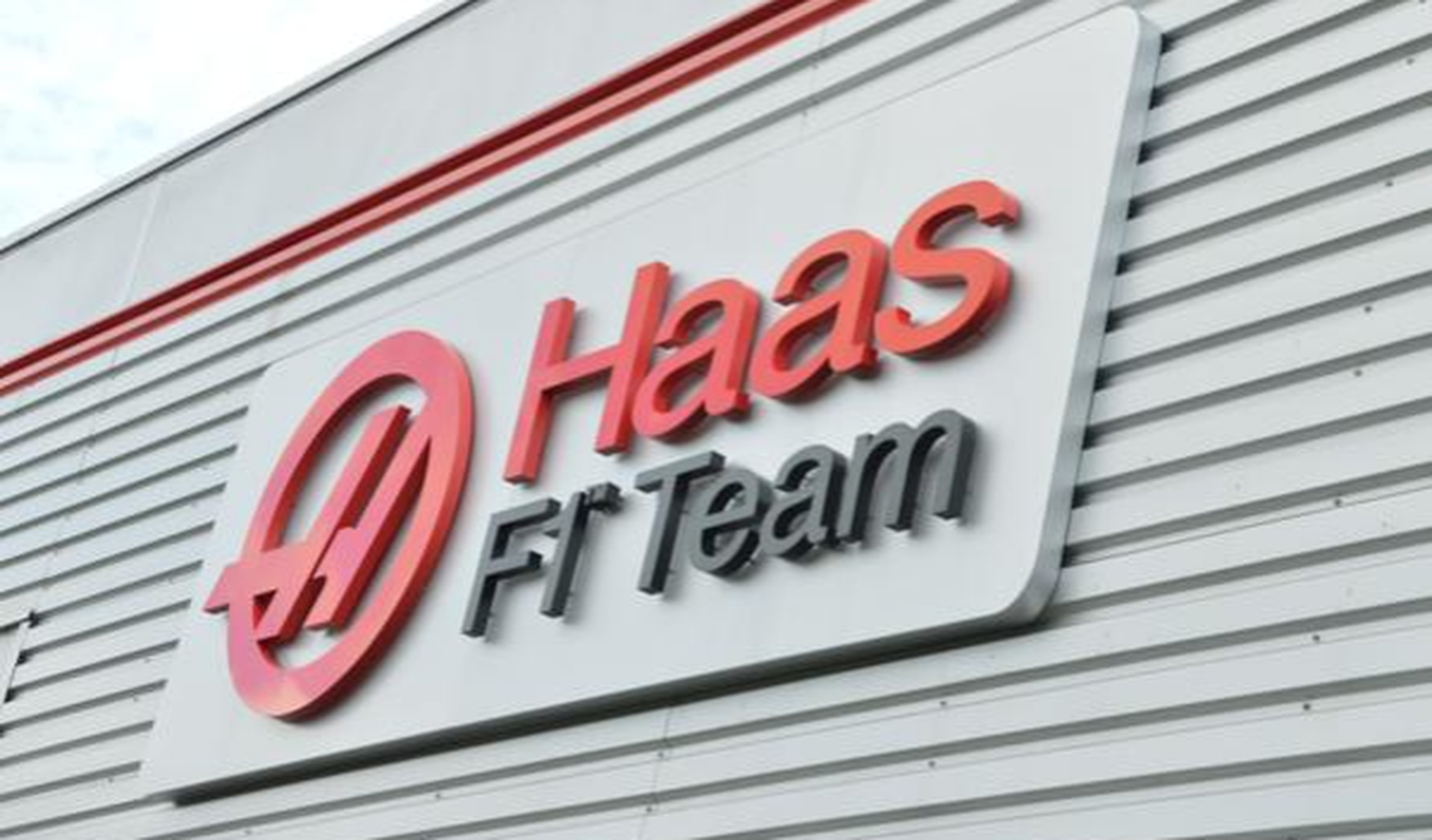 Haas F1 planea su debut en pista el 1 de marzo