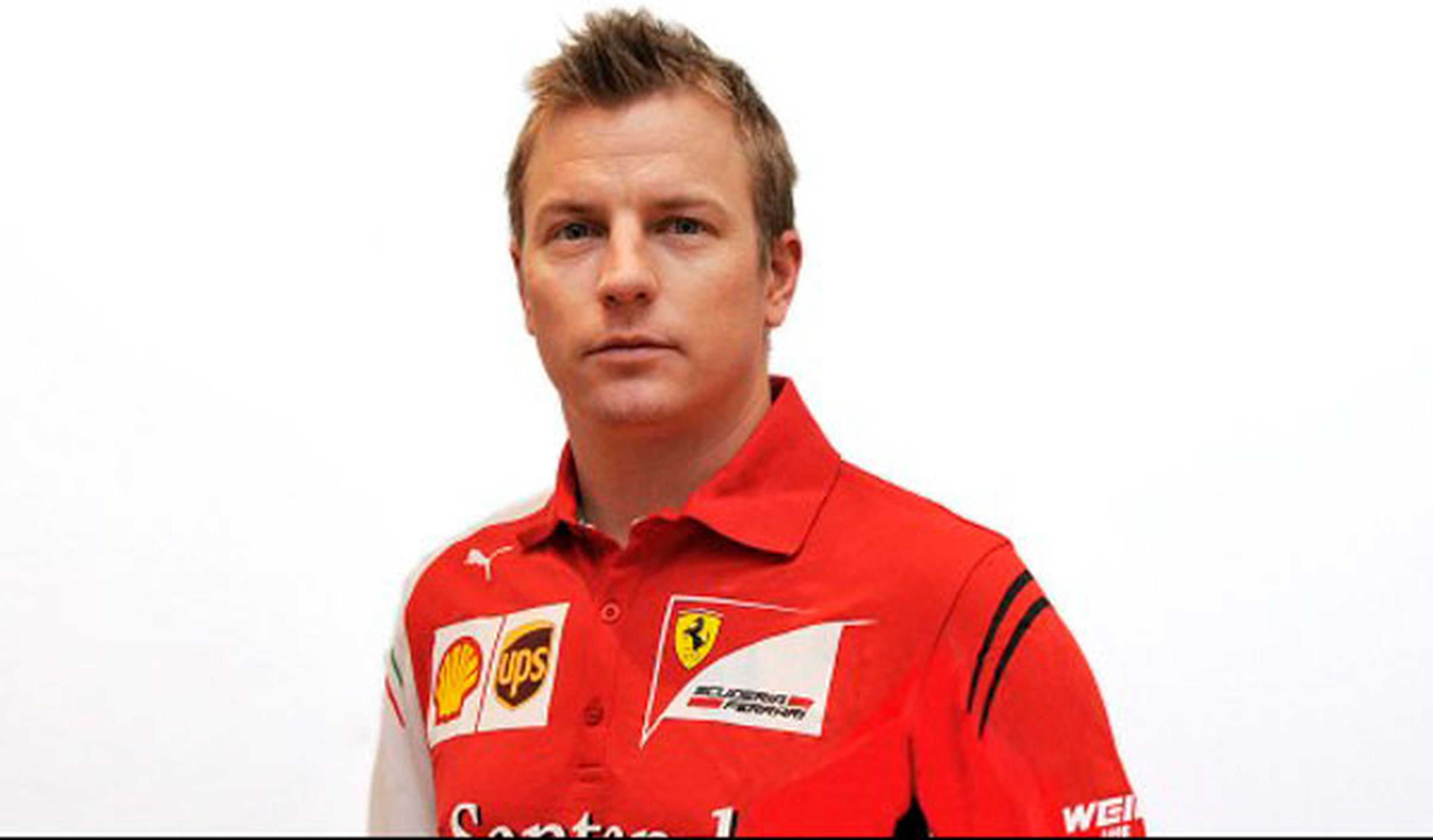 Kimi Räikkönen entrena ya con el simulador de Ferrari