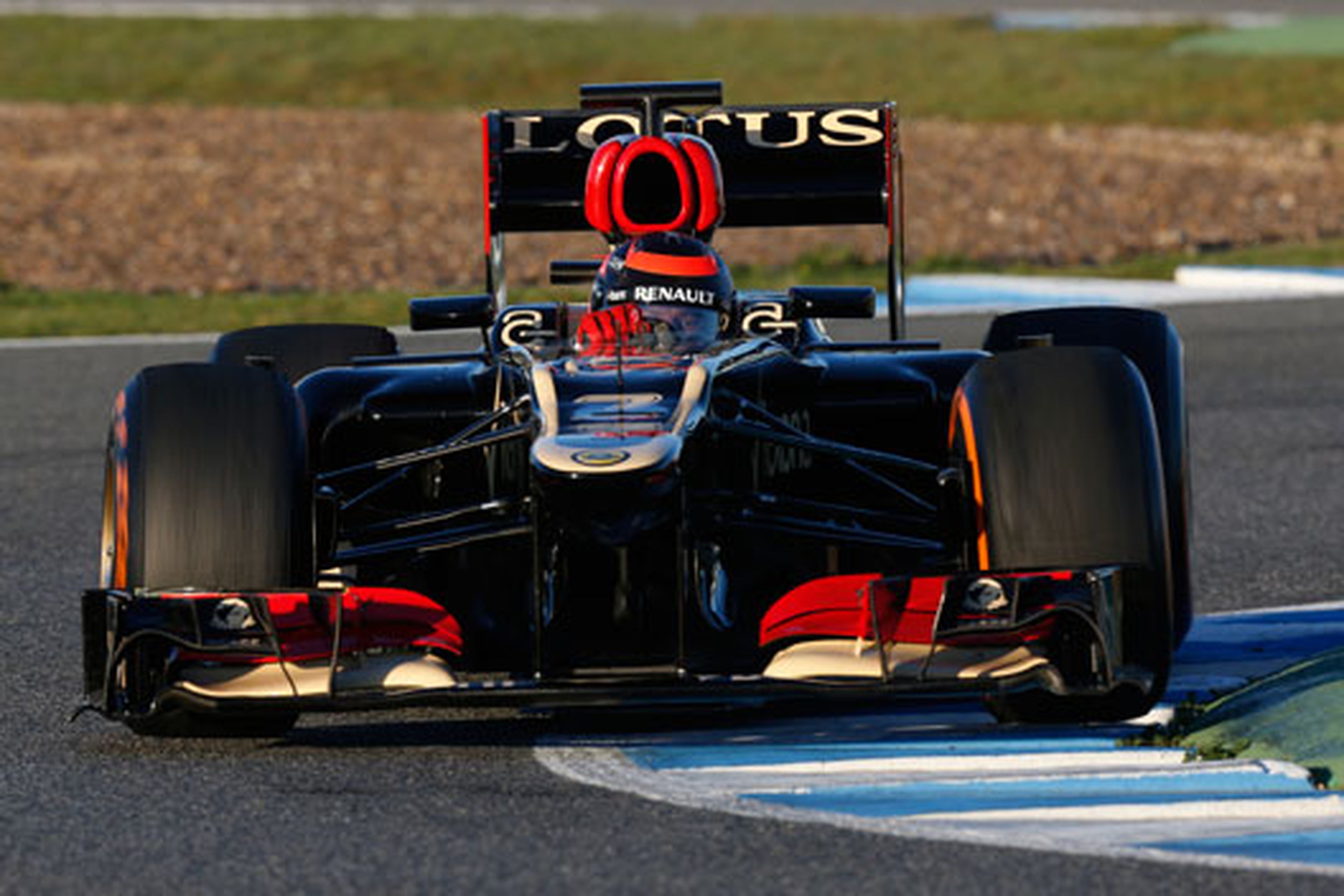 Kimi Raikkonen Lotus Jerez 2013