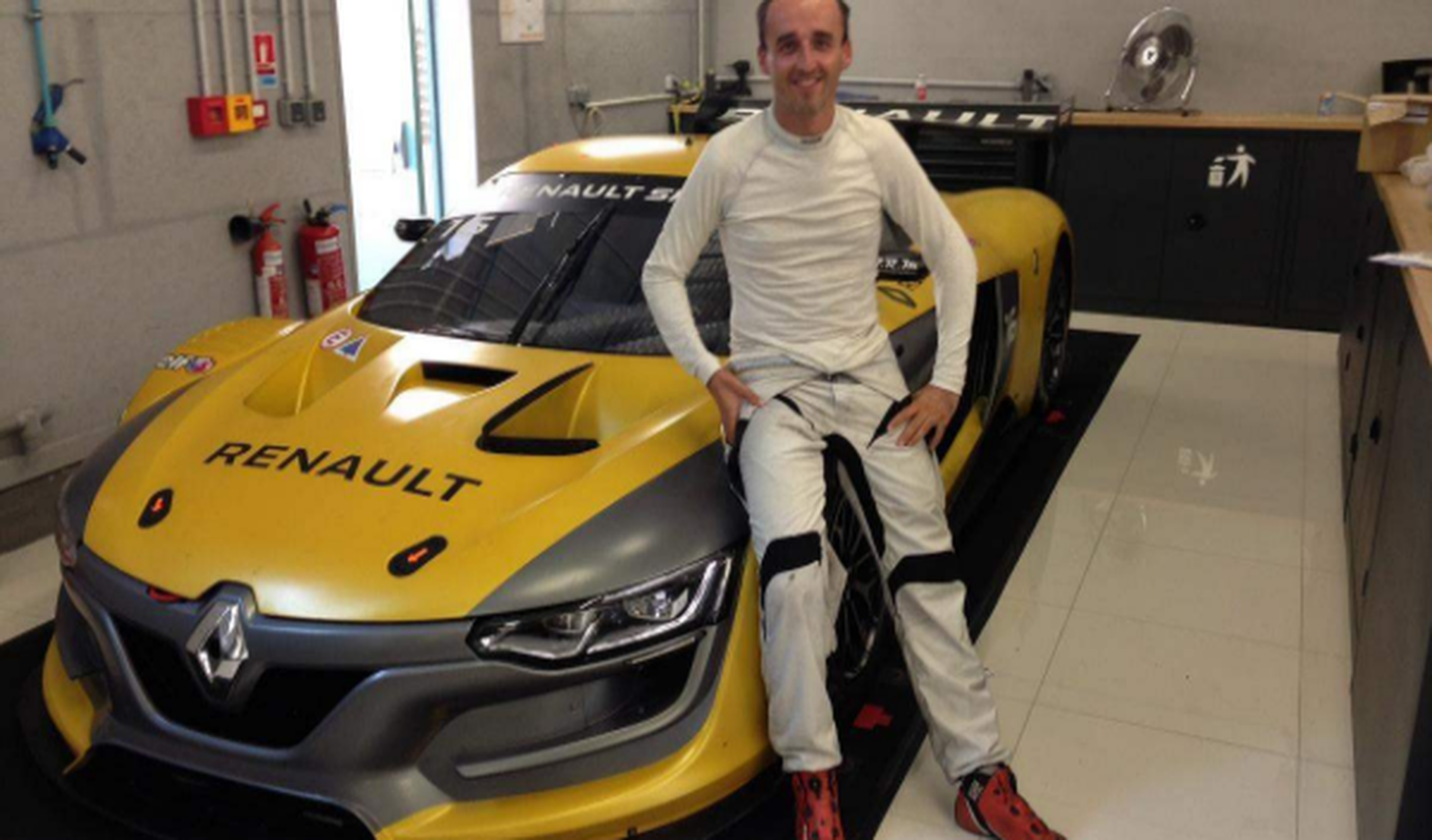 Kubica vuelve a los circuitos con la Renault Sport Trophy