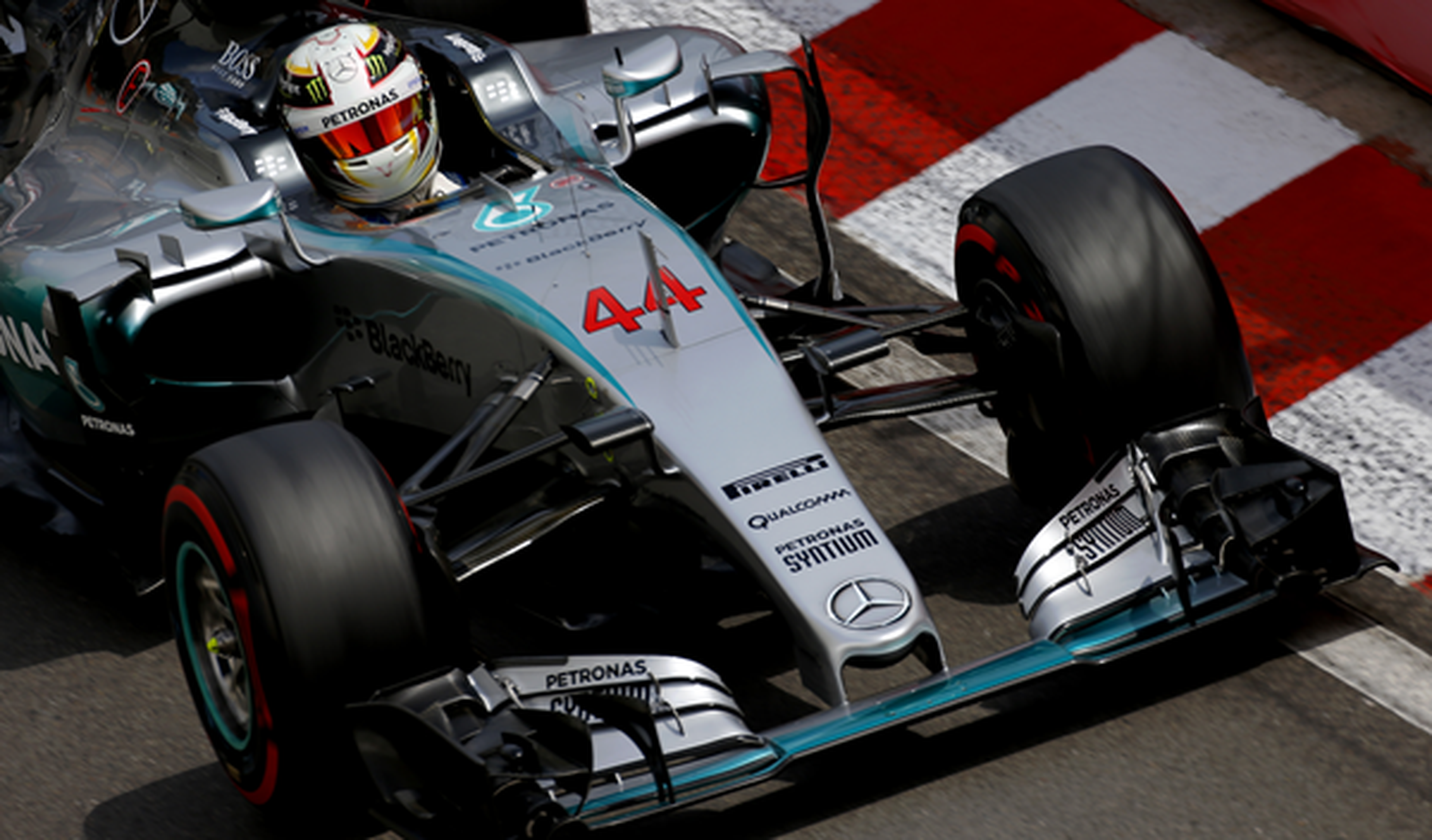 Lewis Hamilton: "aún queda mucho trabajo que hacer mañana"