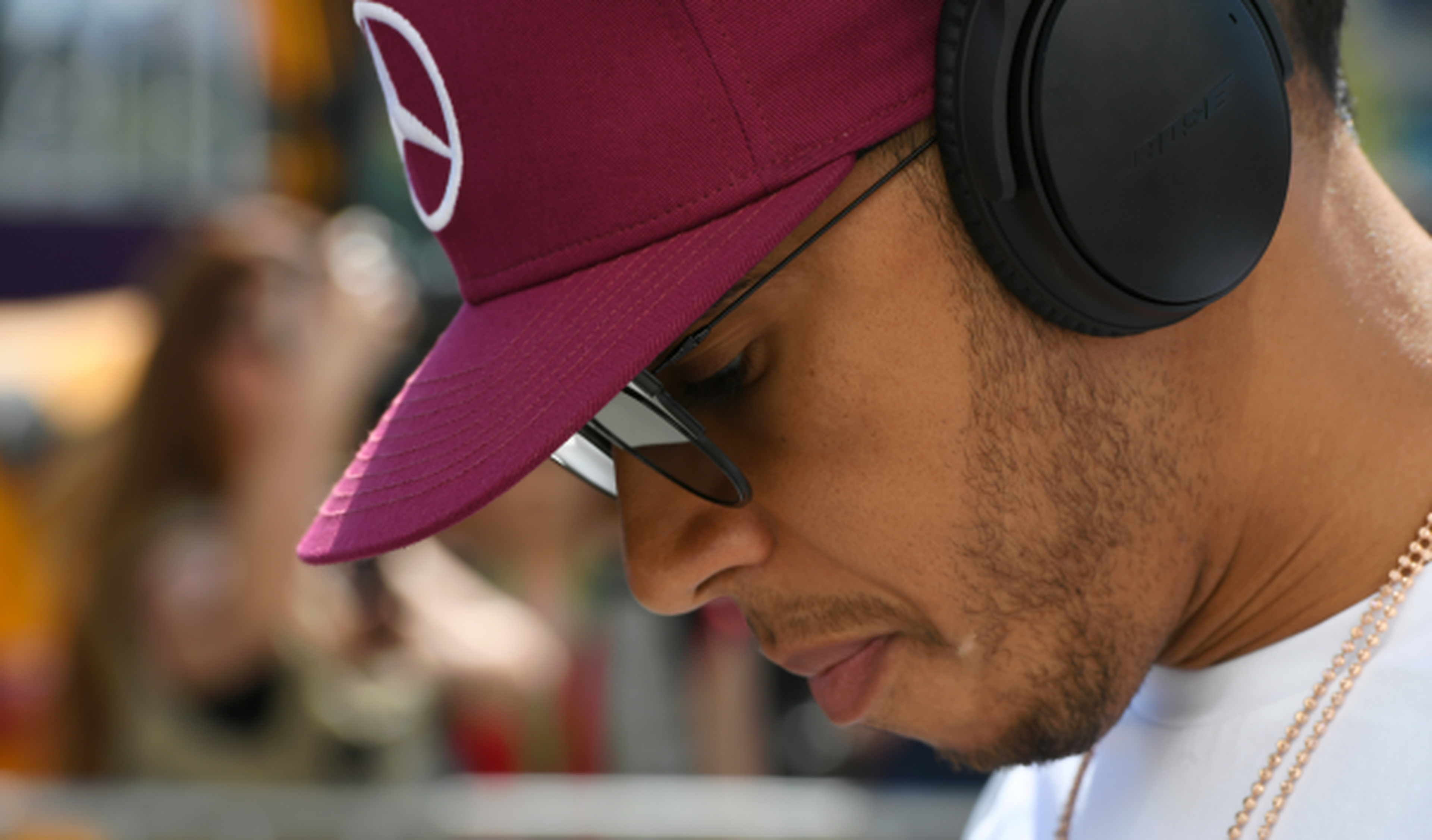 Lewis Hamilton, criticado por su forma de vivir