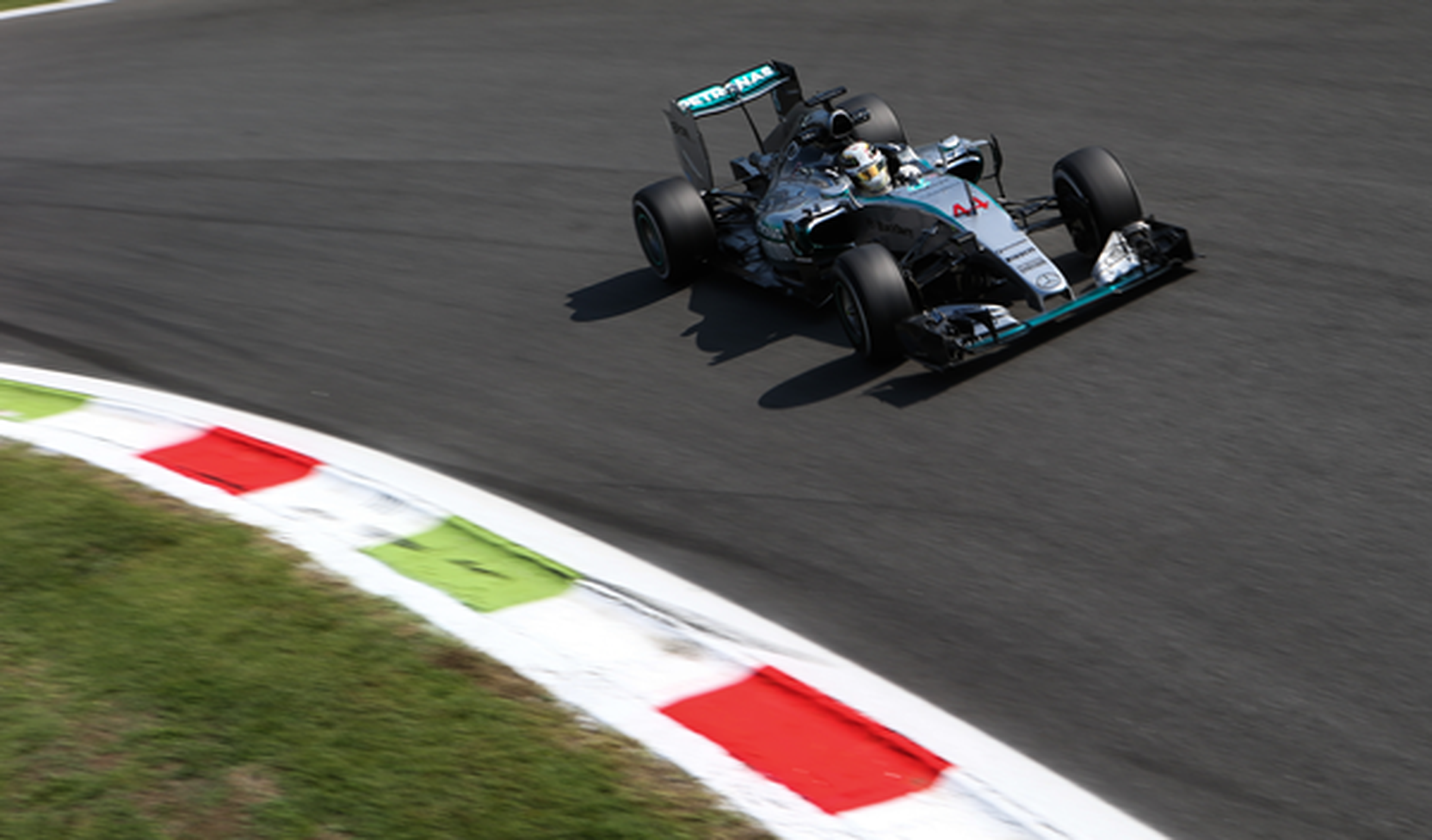 Lewis Hamilton lidera los Libres 2 de Monza