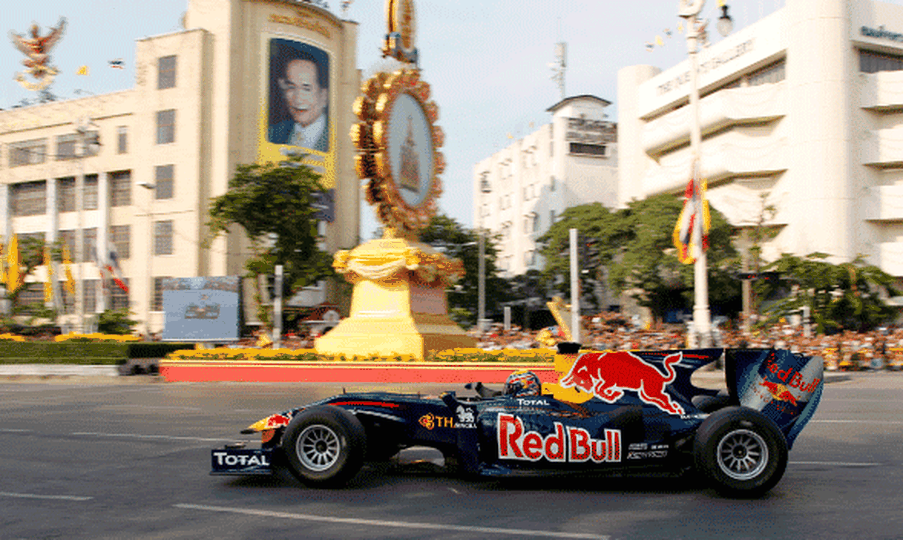 Mark Webber - Red Bull - Bangkok