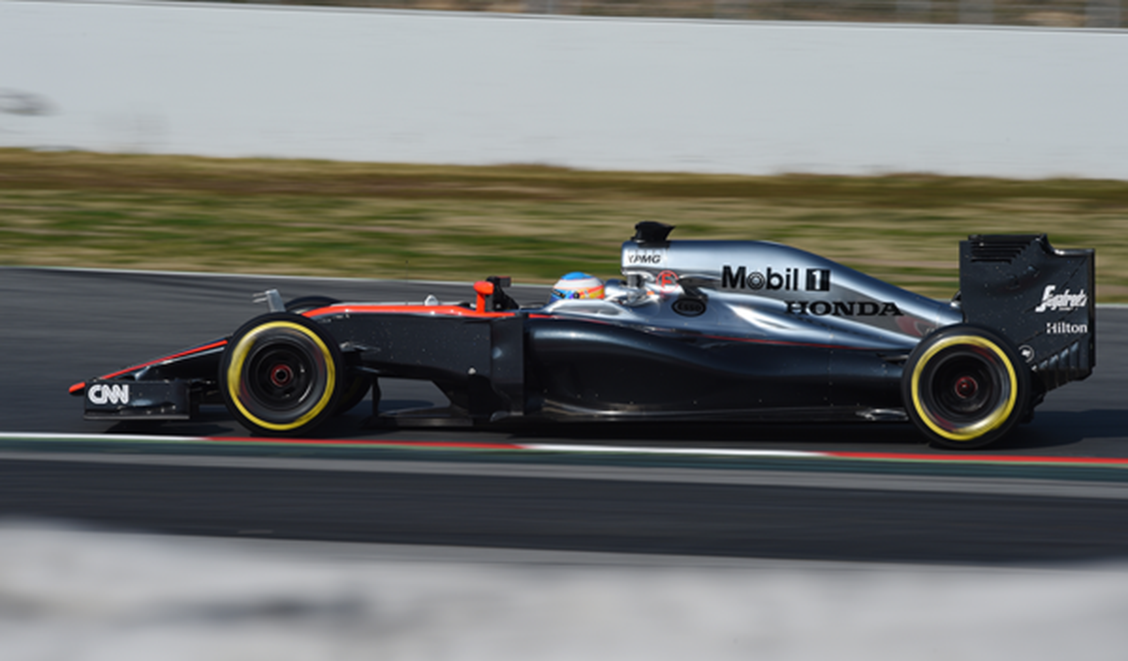 McLaren culpa al viento del accidente de Alonso