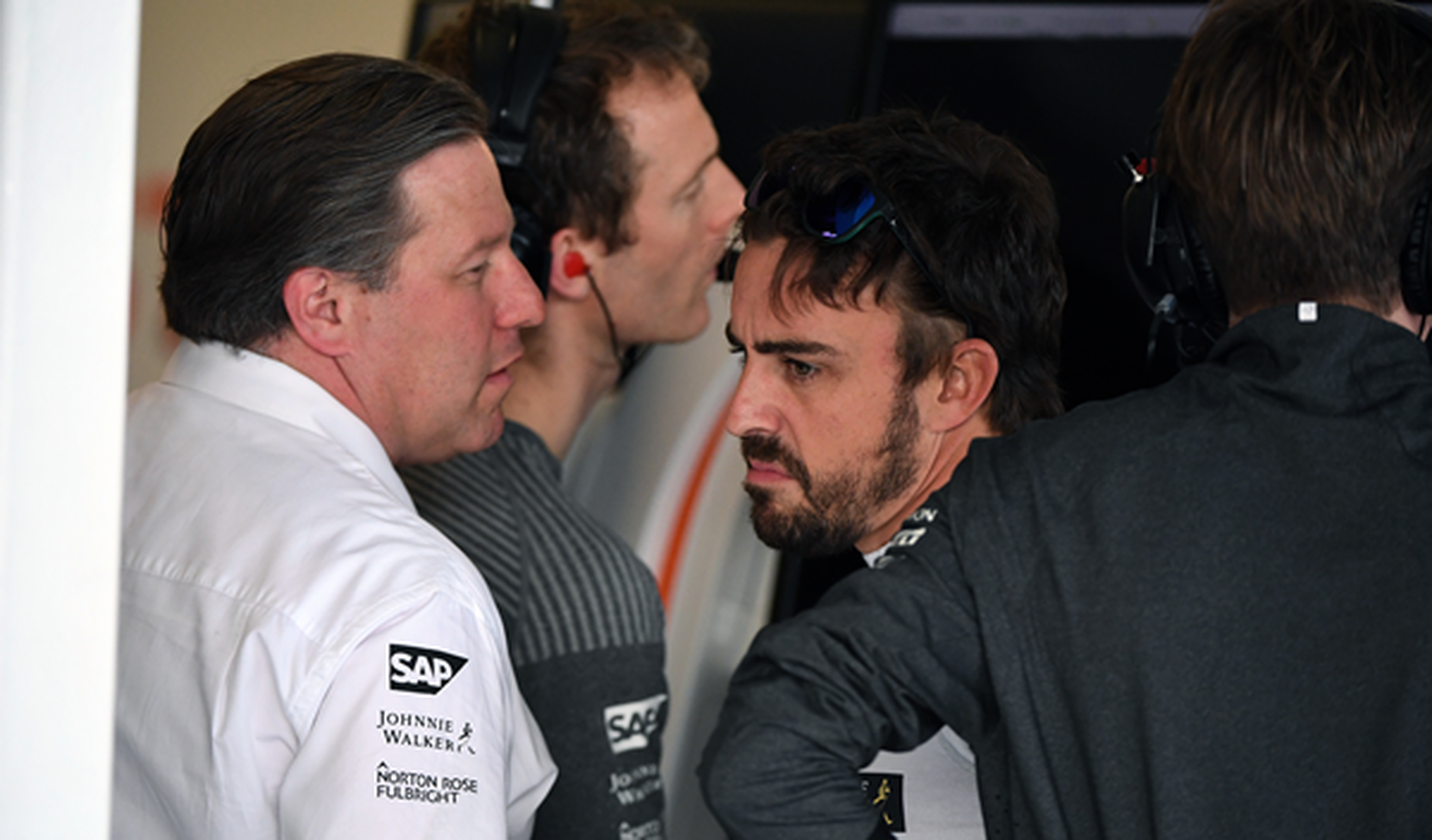 McLaren está “desesperado” por renovar a Alonso