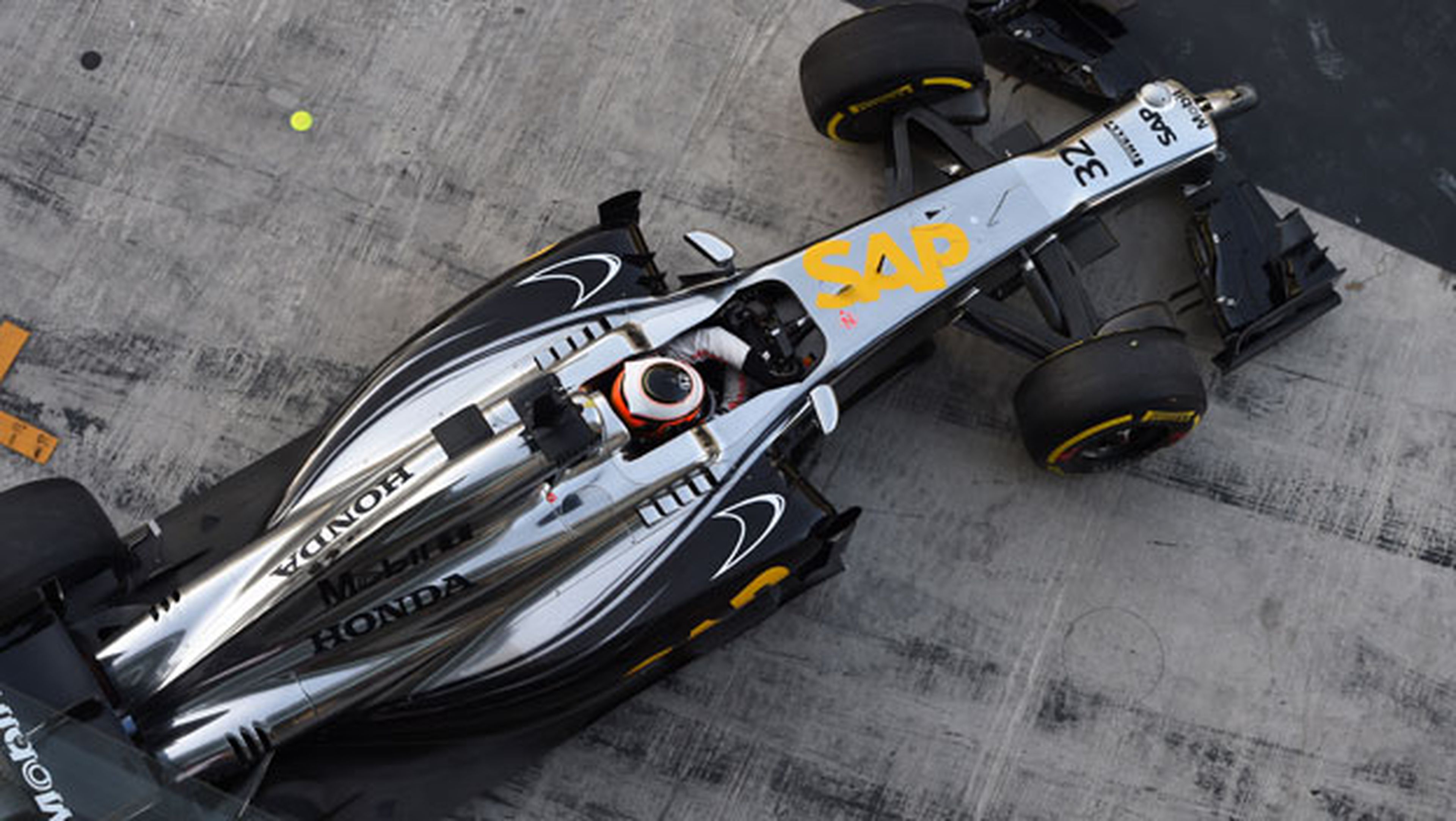 El McLaren-Honda 2015 supera los crash-tests de la FIA